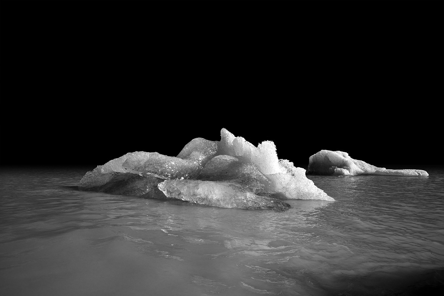  Jonathan Kay,  Fragment series #7, Iceberg, Haupapa/Tasman iceberg (2021)  