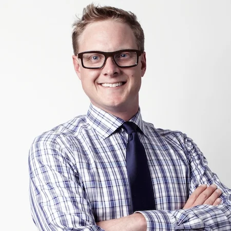 <p><strong>Andrew Davis</strong>