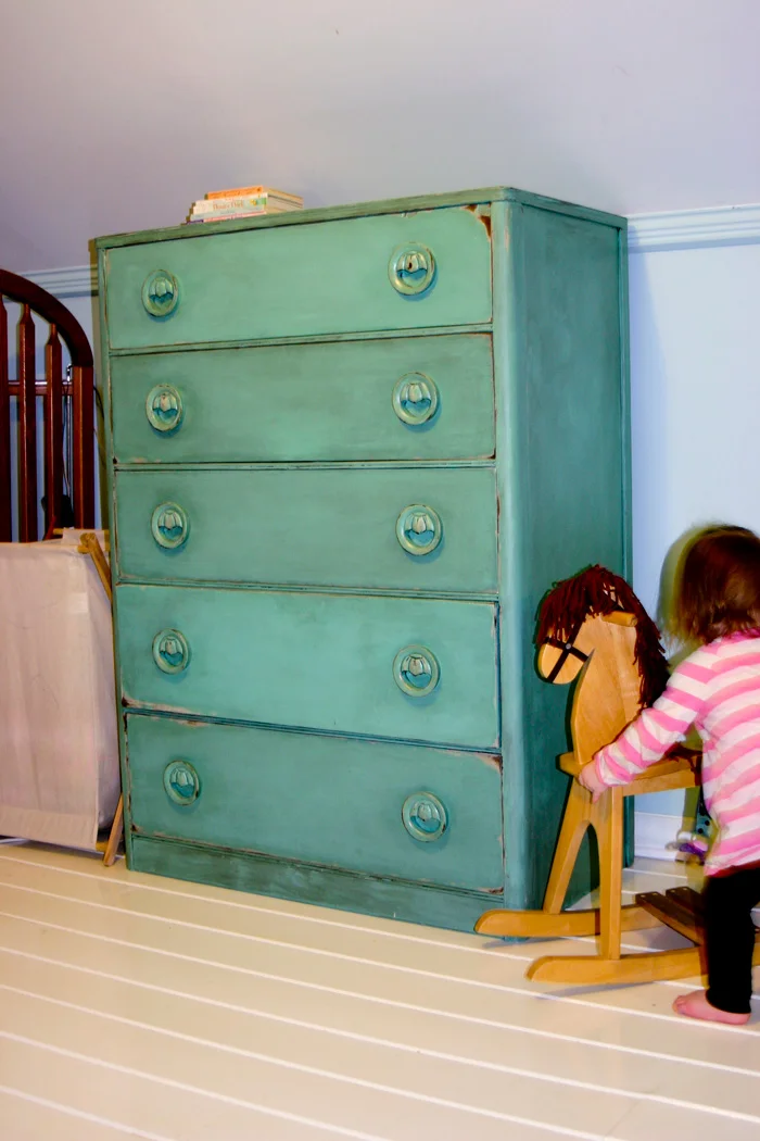diy-distressing-dressers-11.jpg