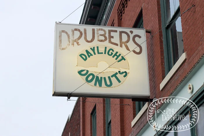 LoriDanelle_DrubersDonuts_02.jpg