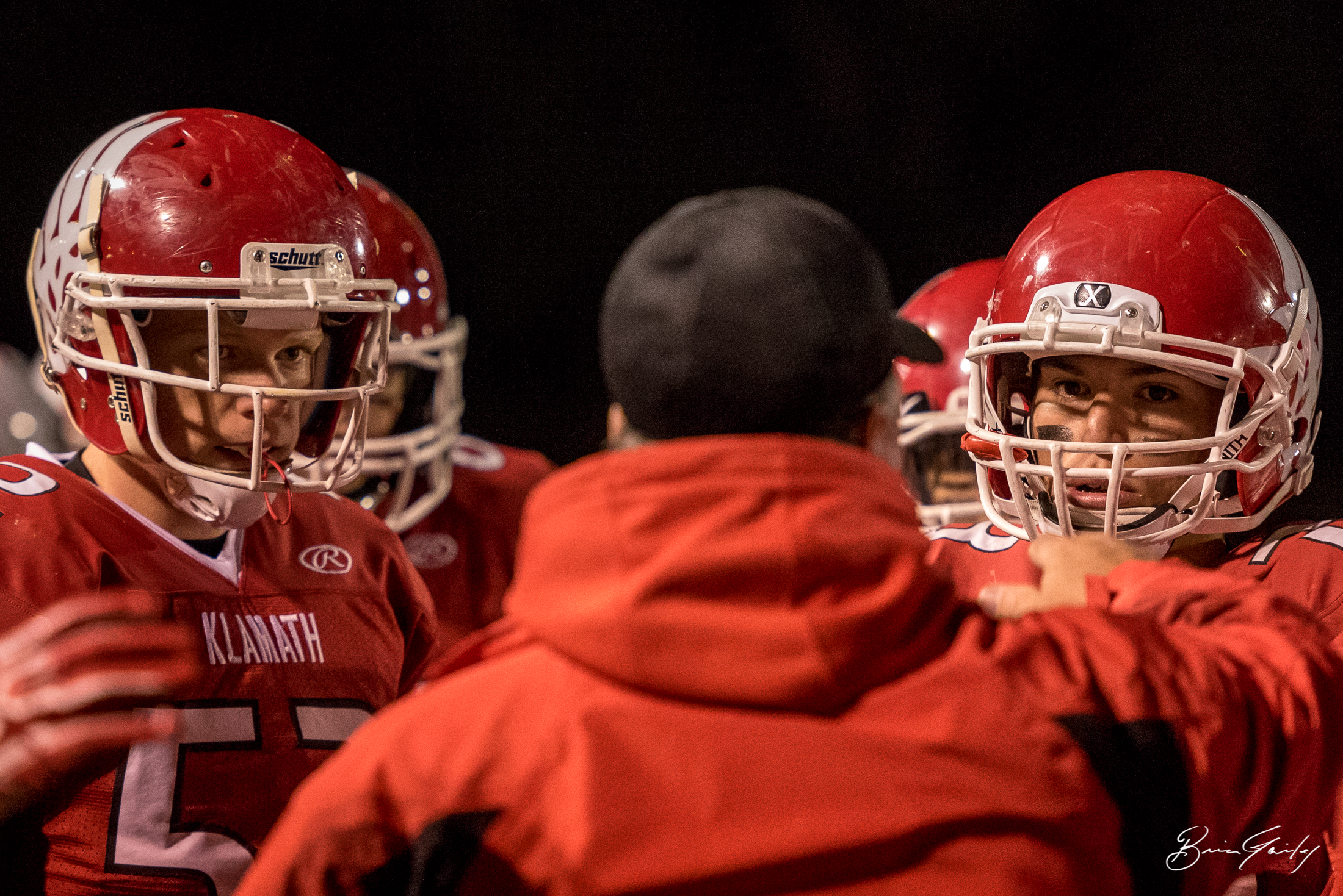  A Klamath Union coach is teaching up his players before heading back on the field.&nbsp; 