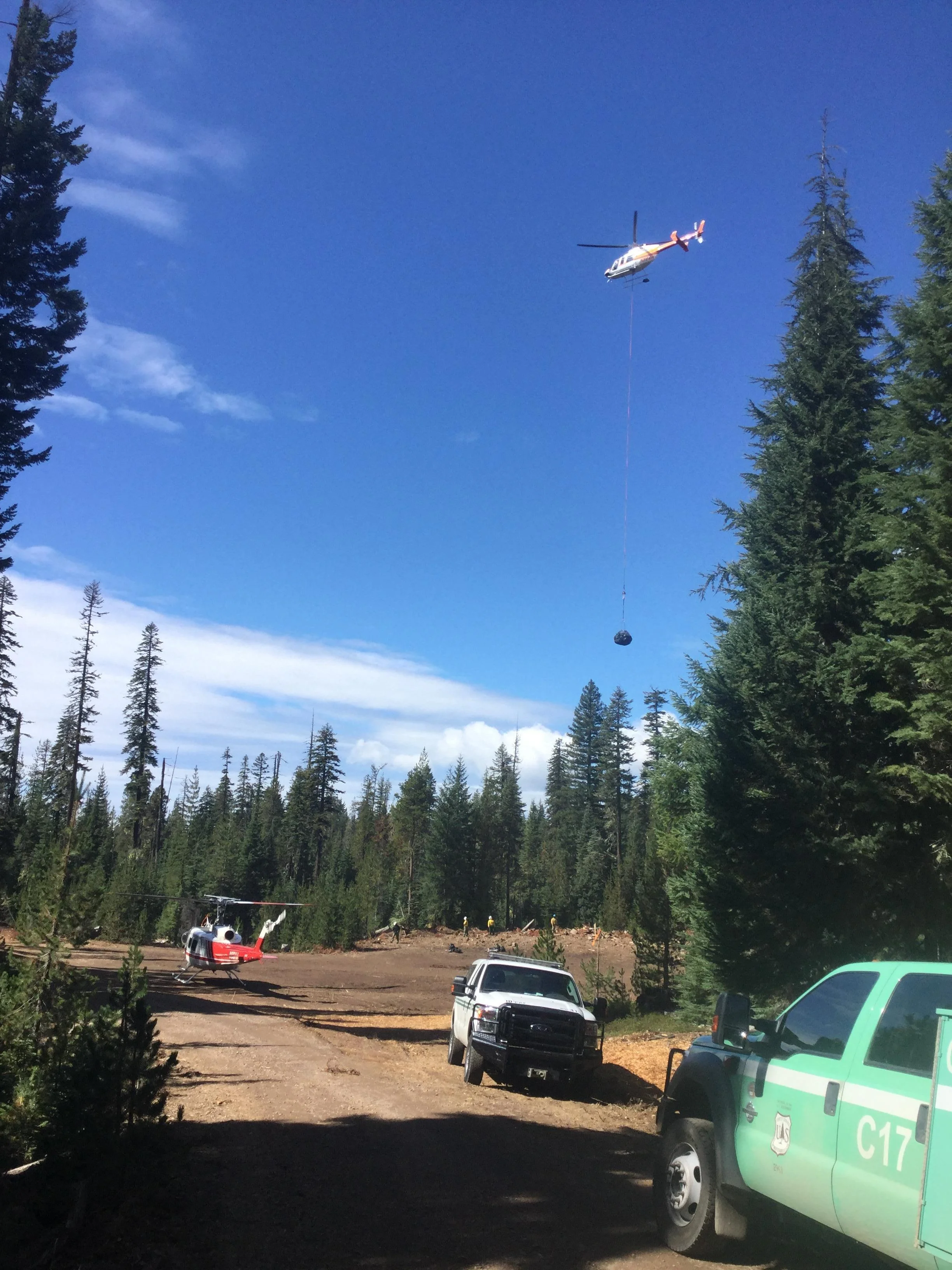 Spruce Lake Fire Helicopter Work (Inciweb)