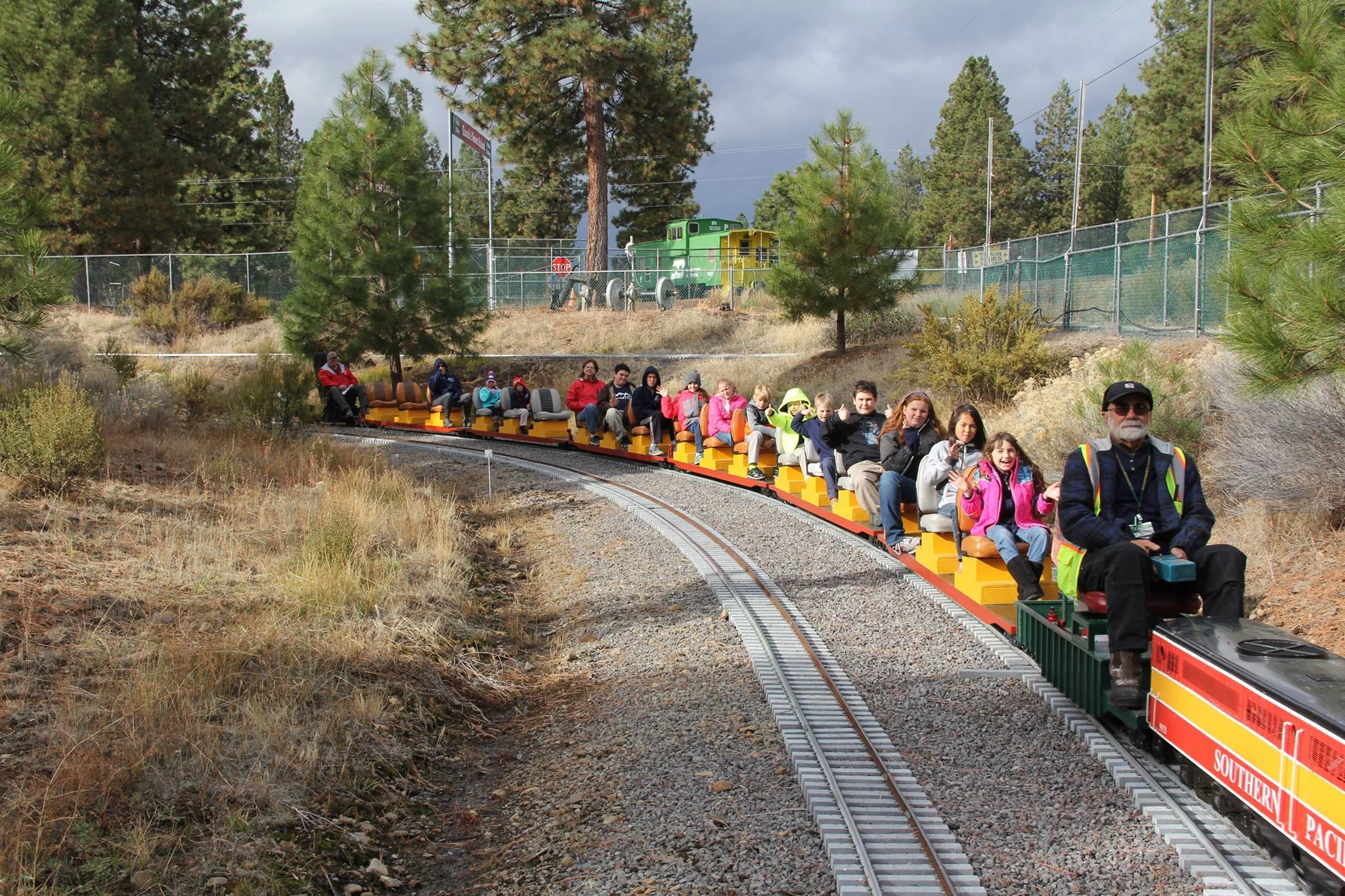 Pumpkin Express (Klamath and Western Railroad, Facebook)
