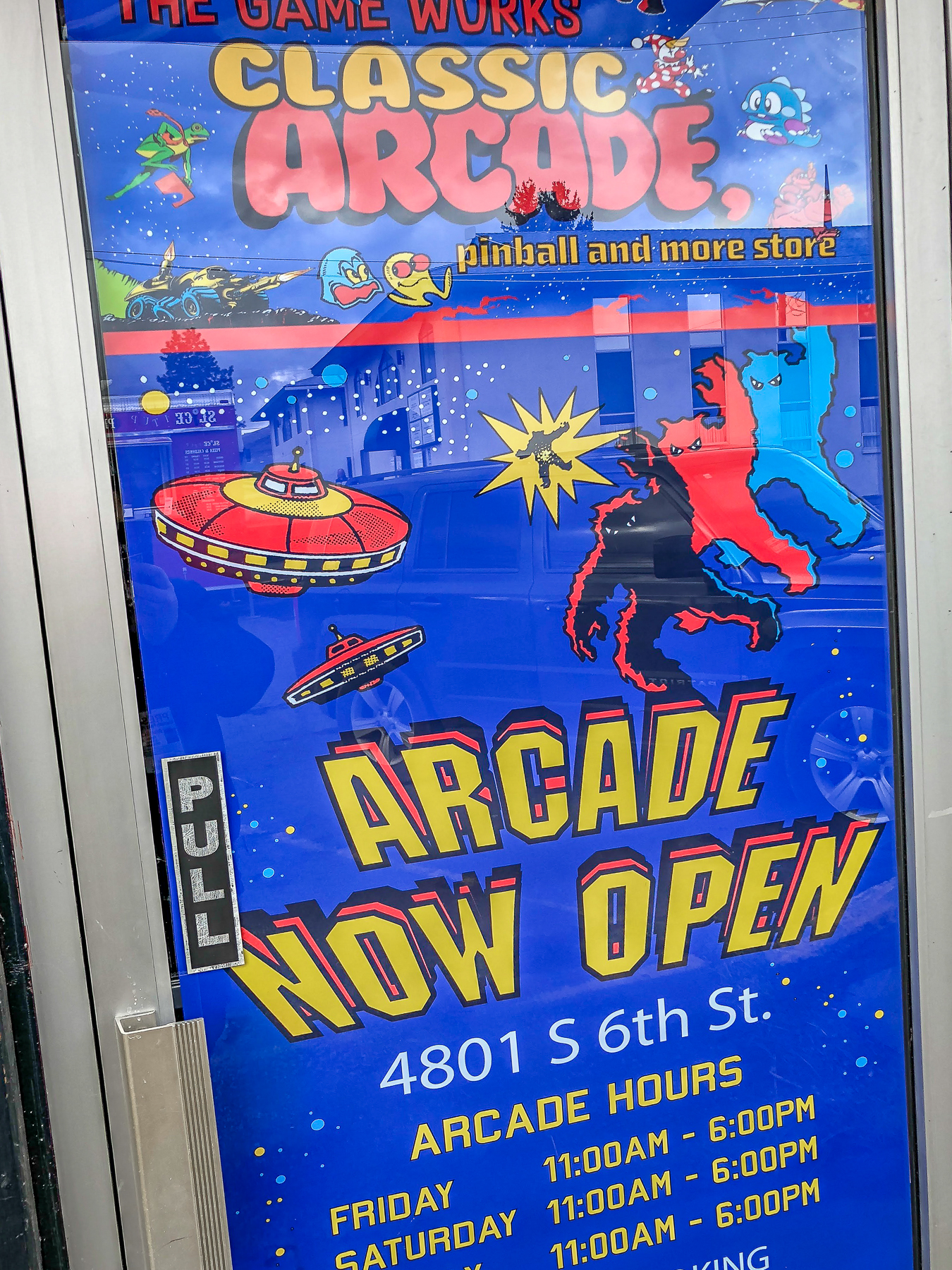 retro arcade store