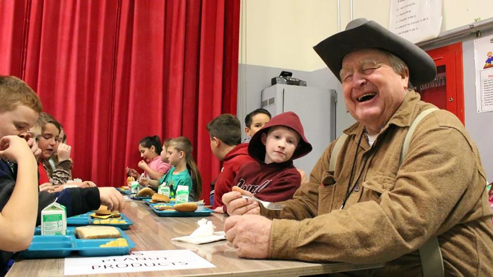 KCSD-Farm-to-school-beef-04-27-18 1a.jpg