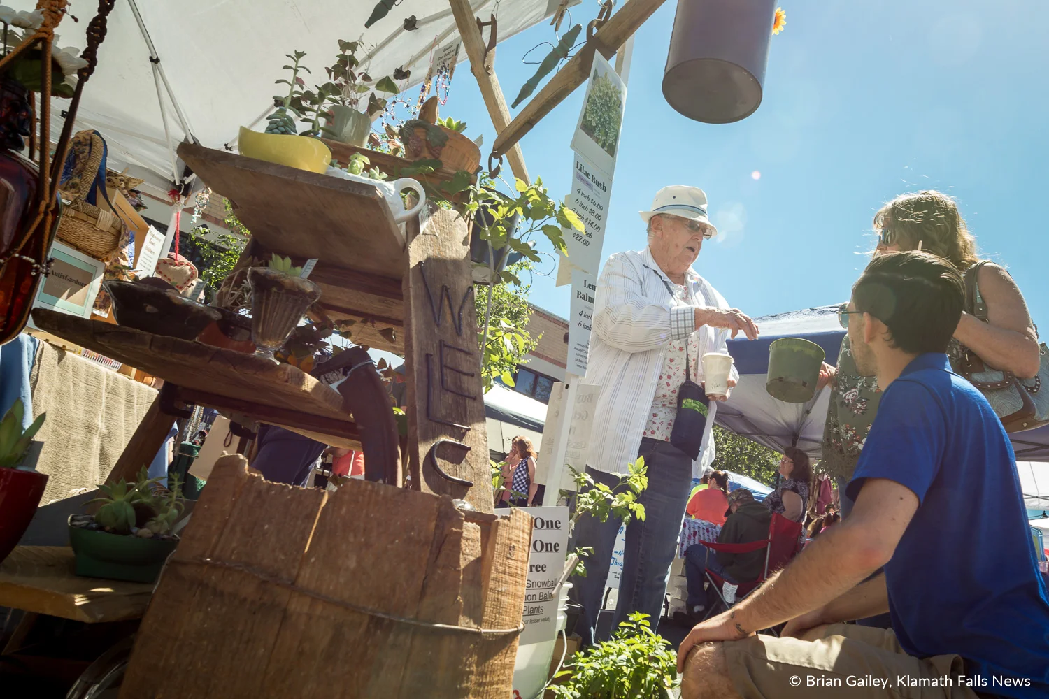 The Klamath Falls Farmers' Market offers more than produce. Many of the booths feature local artisans. Offering home decorations to hand made jewelry. June 30, 2018 (Brian Gailey)