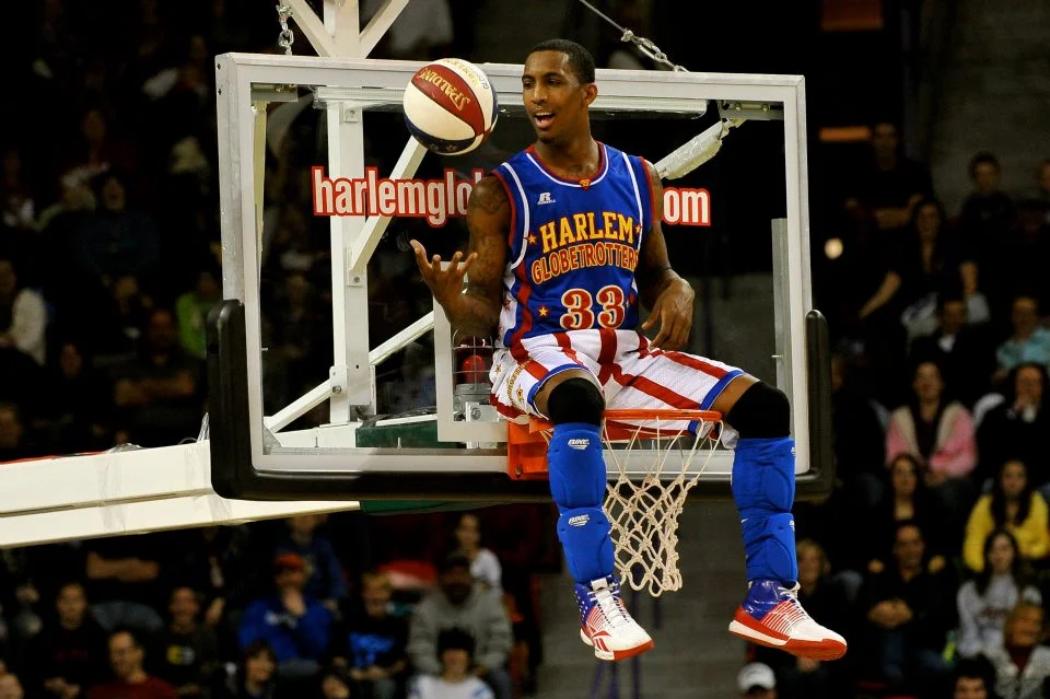 Harlem Globetrotters (Facebook)