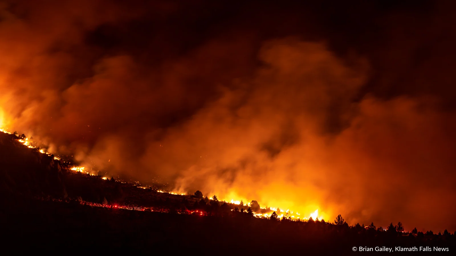 The Stukel Fire quickly grows to 750 acres.
