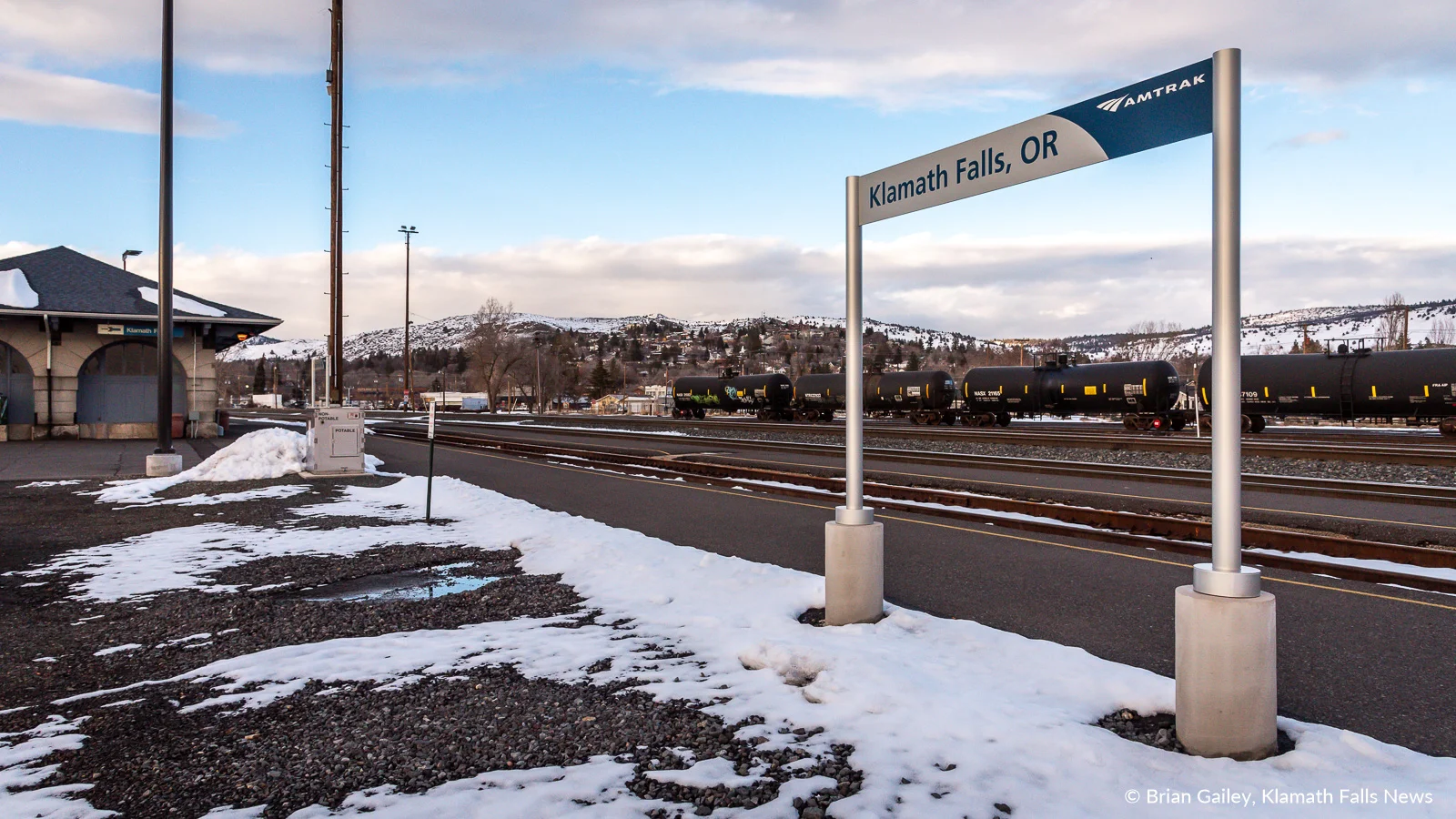 The Klamath Falls Station is empty and quiet with no Amtrak service for over a week. March 1, 2019 (Brian Gailey / Klamath Falls News)