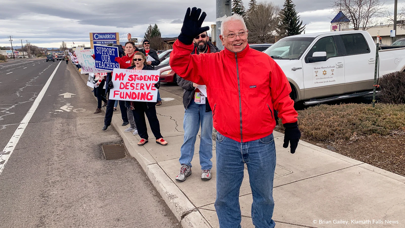 Phil Eubanks and teachers from though out the Basin unite to rally for full funding of education. April 10, 2019 (Images by Brian Gailey / Klamath Falls News)