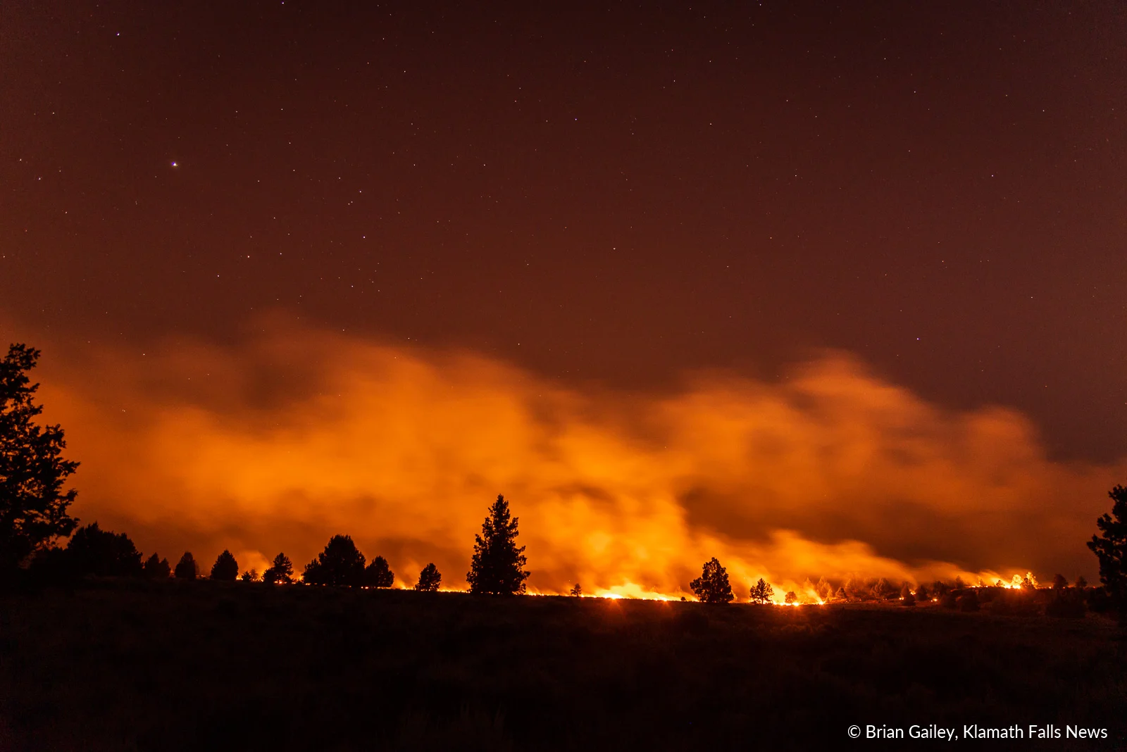 Tucker Fire 2,461 Acres and Growing
