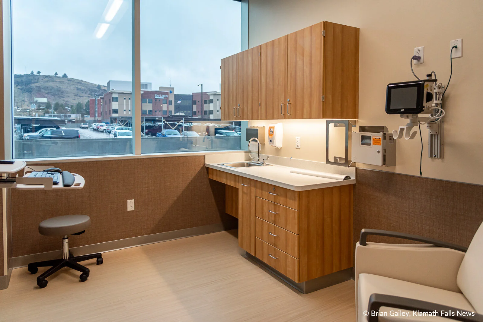 Klamath Falls celebrates new Sky Lakes Collaborate Health Center’s opening