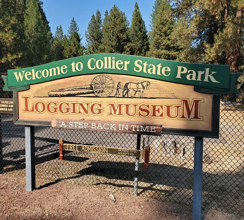 Collier Sign