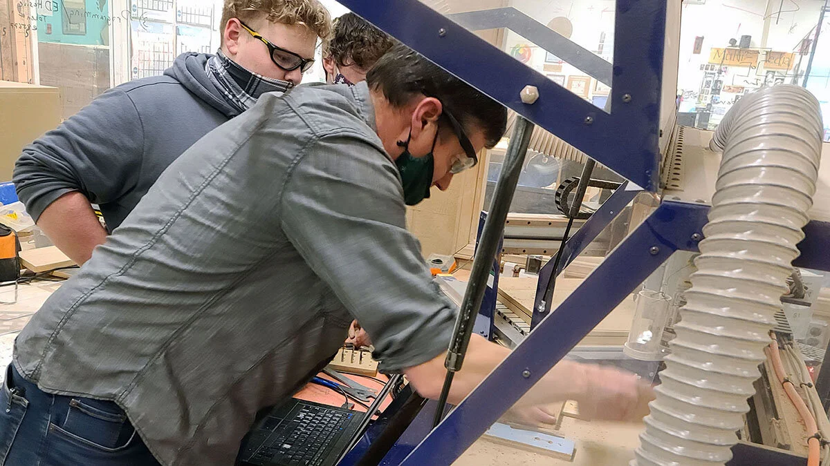 Mill owner donates 15,000 to Gilchrist High shop program