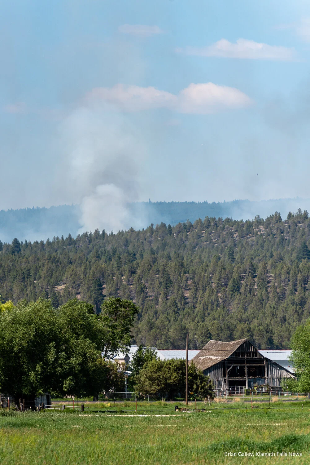 Cutoff Fire continues to burn north of Bonanza