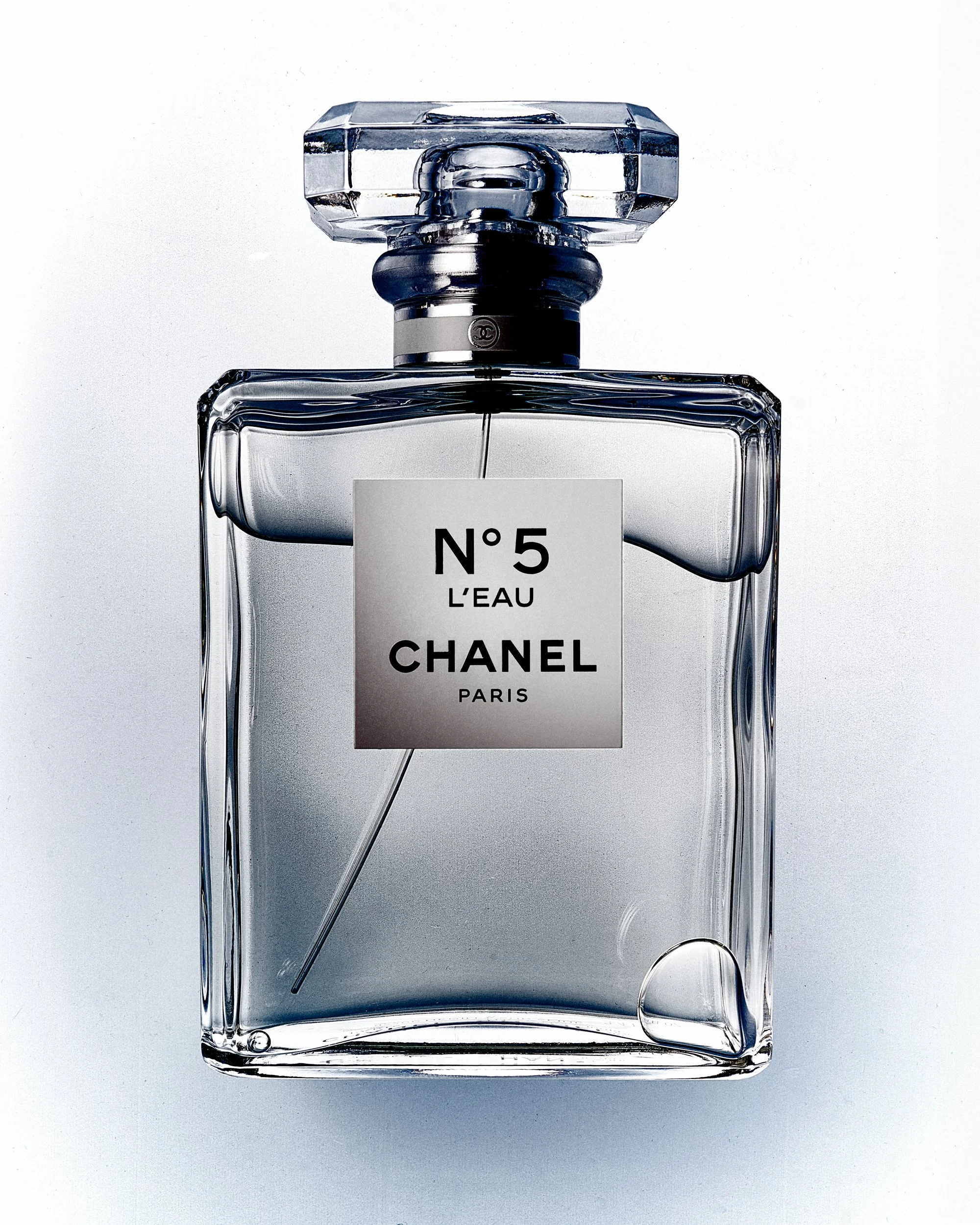 2022_04_01_ChanelBottle1633_1.jpg