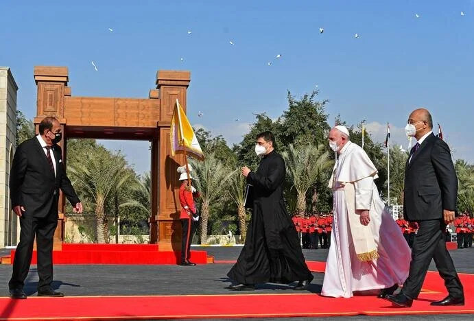 The Pope in Iraq, COVID Relief, and the Bishops' Vaccine Nonsense