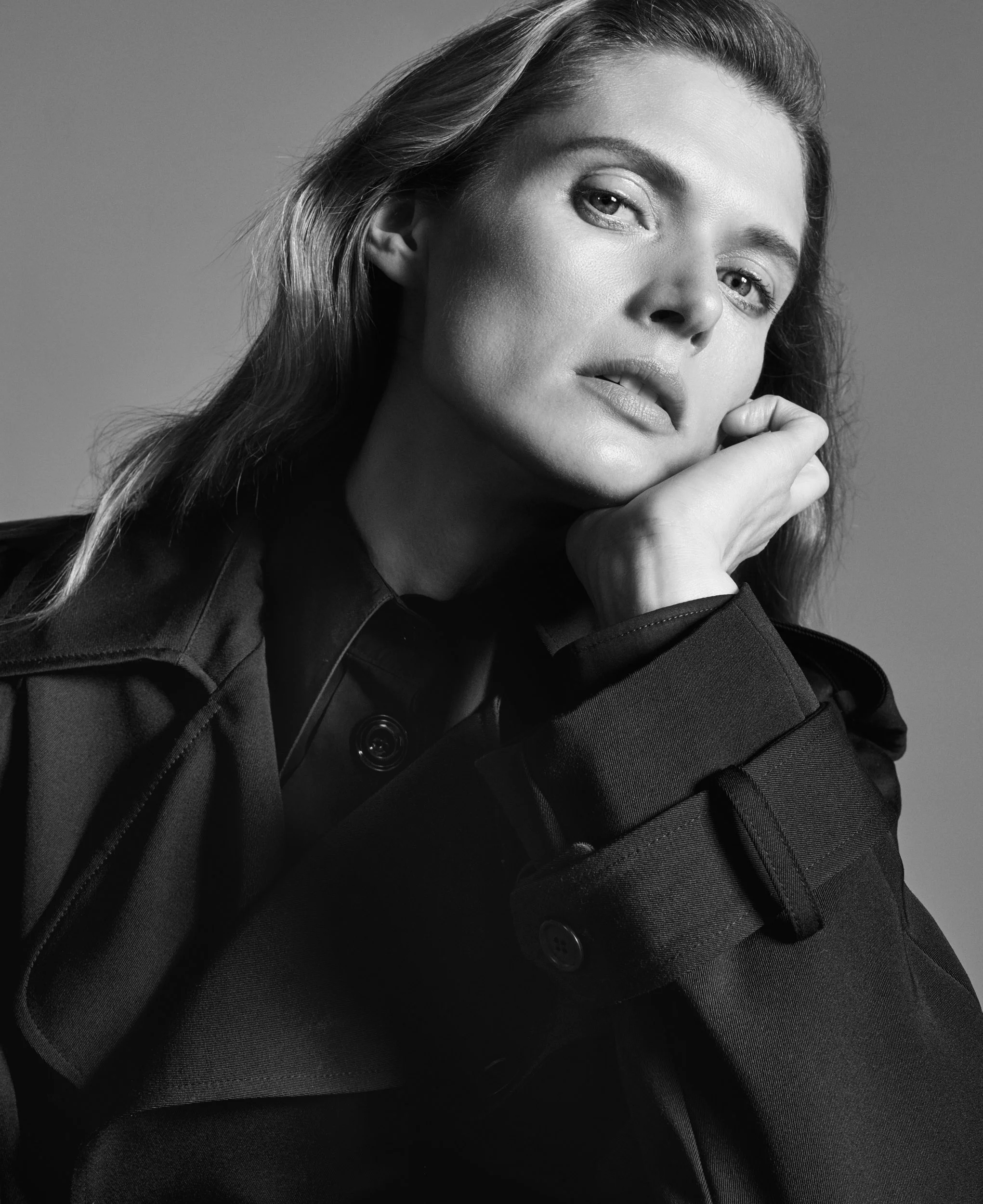 1.19894_AN_170515_PORTER_MALGOSIA_SHOT_05_124_R2_RGB.jpg