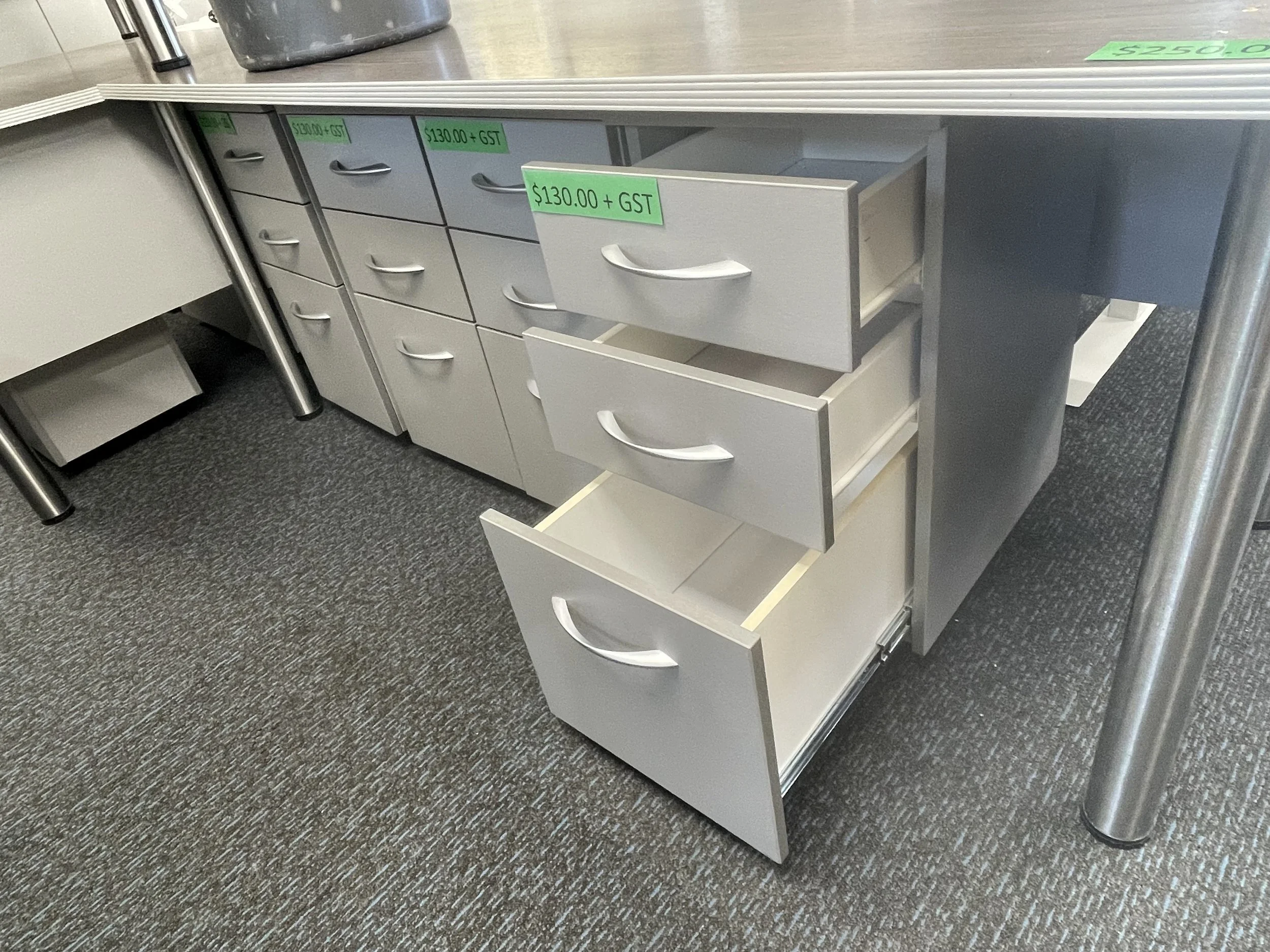 Office Clearance Company Quality New and Used Office Furniture