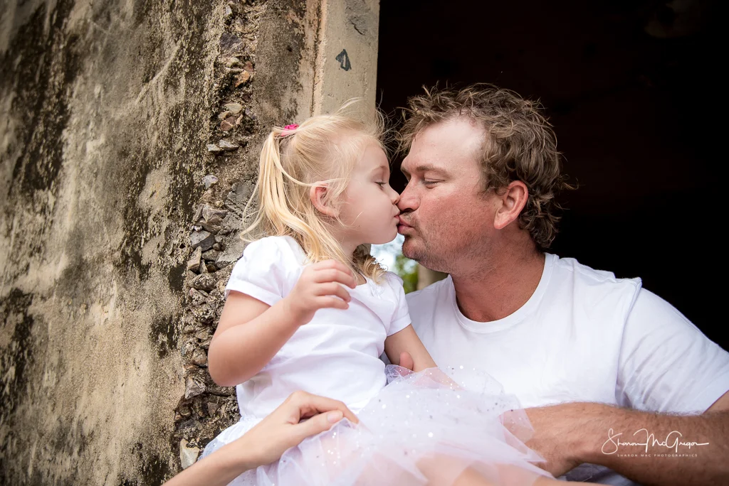 Darwin Family Photographer | Sharon Mac Photographics