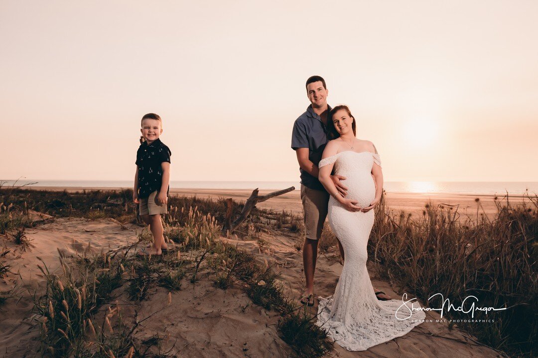 It was an absolute pleasure to capture this maternity session with Megan, Matt and little Connor.  Such a beautiful family.  Darwin turned it on once again with a beautiful soft sunset and striking afterglow.

Megan and Matt, feel free to share.

Sha