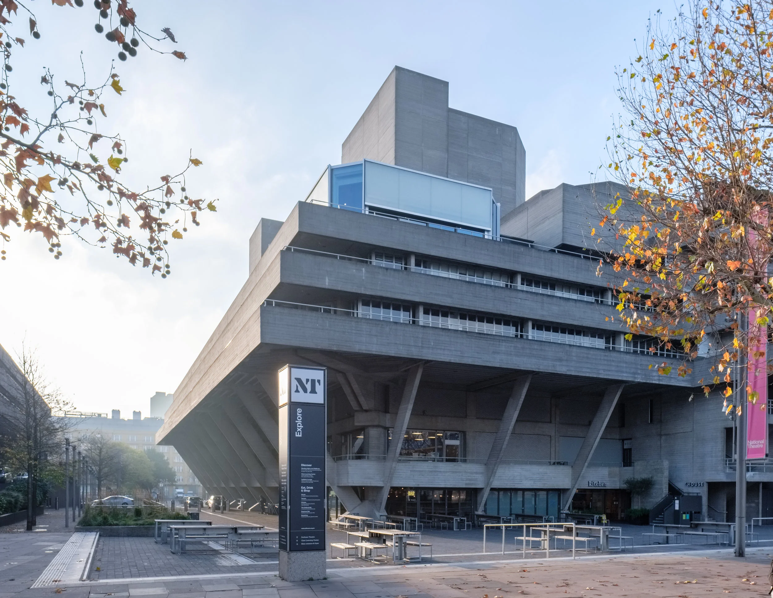 Fred+Howarth+Photography_National+Theater+Deck_05.jpg