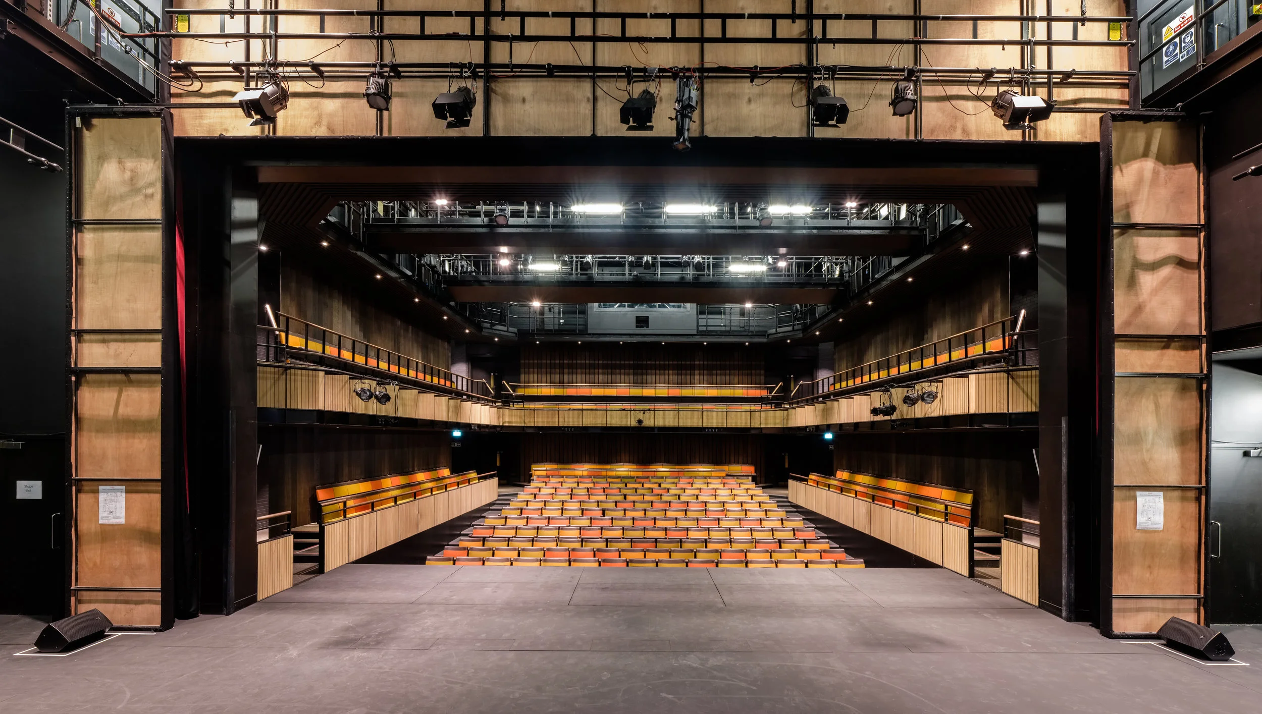 Fred+Howarth+Photography_Perse+Schol+Performing+Arts+Centre_04.jpg