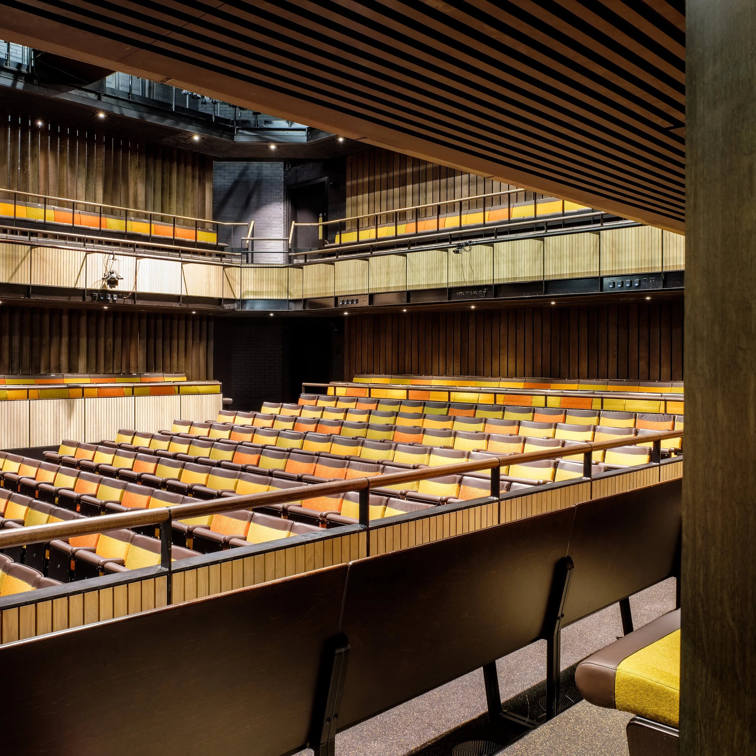 Fred+Howarth+Photography_Perse+Schol+Performing+Arts+Centre_05.jpg