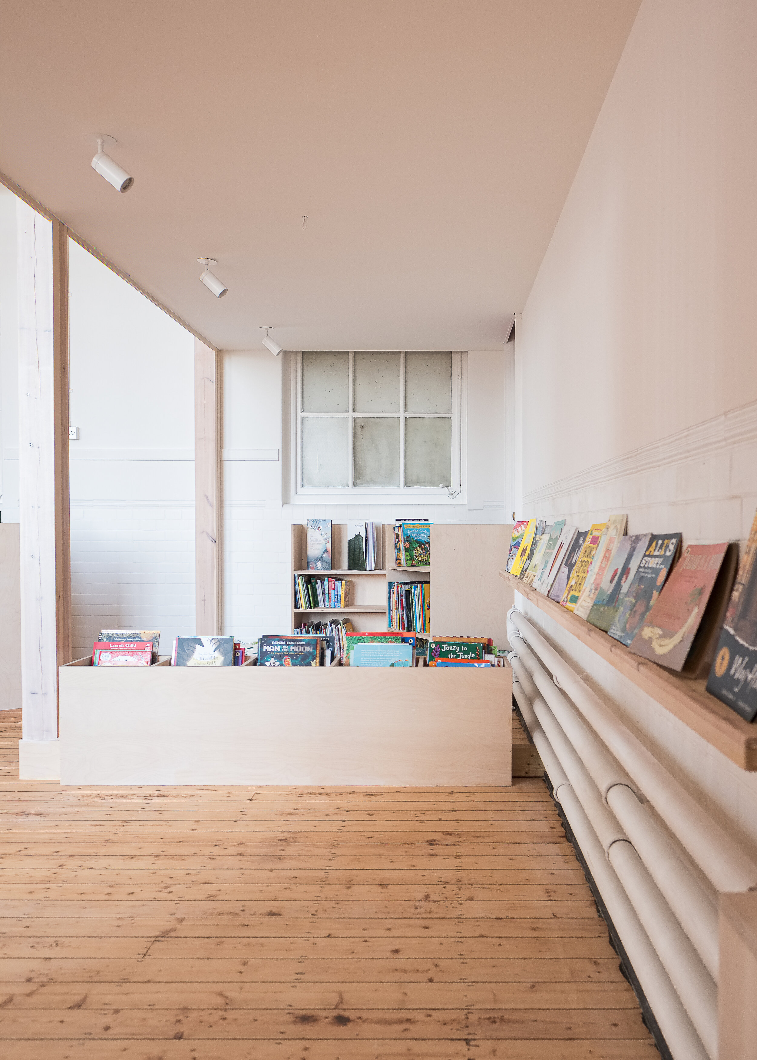 Fred+Howarth+Photography_Ivydale+Library_15.jpg
