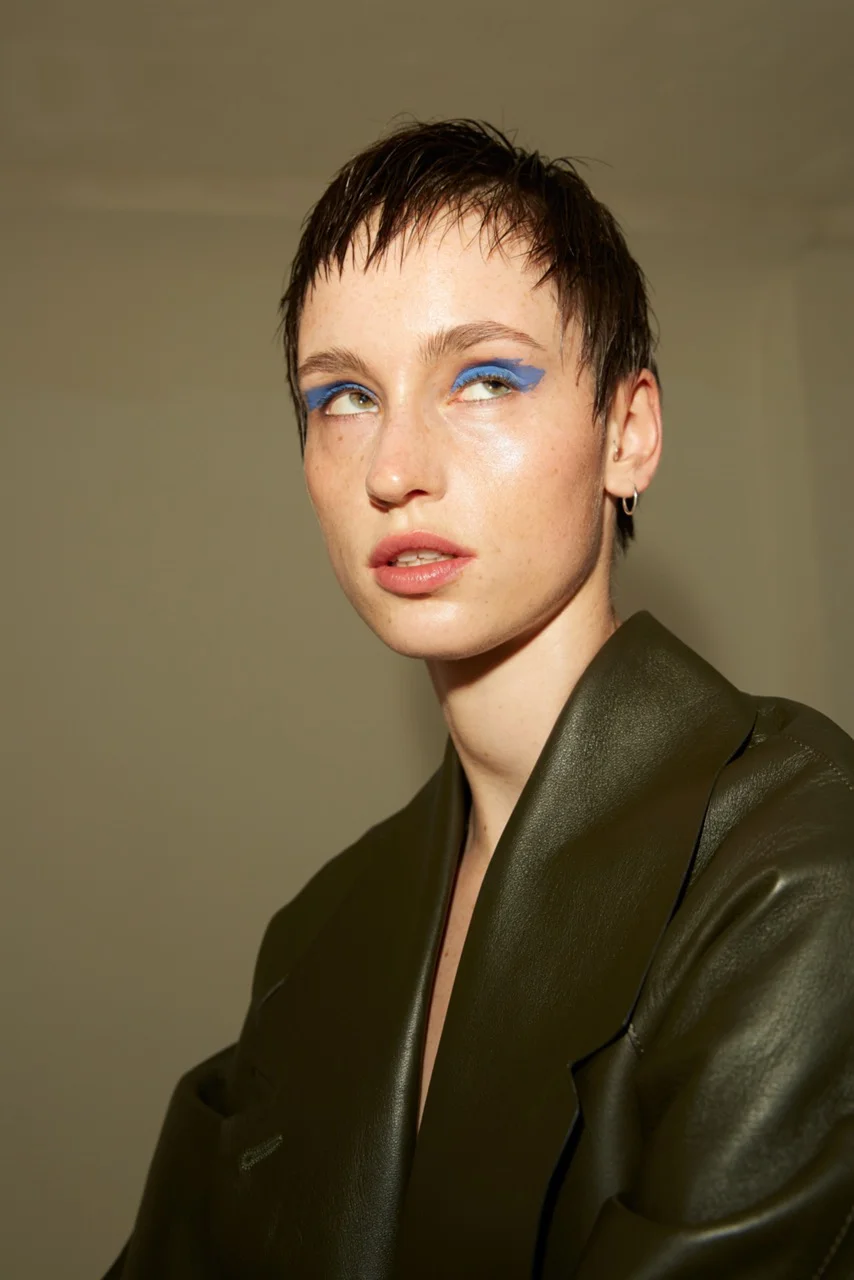 WET RAIN FOR TRAFFIC MAGAZINE