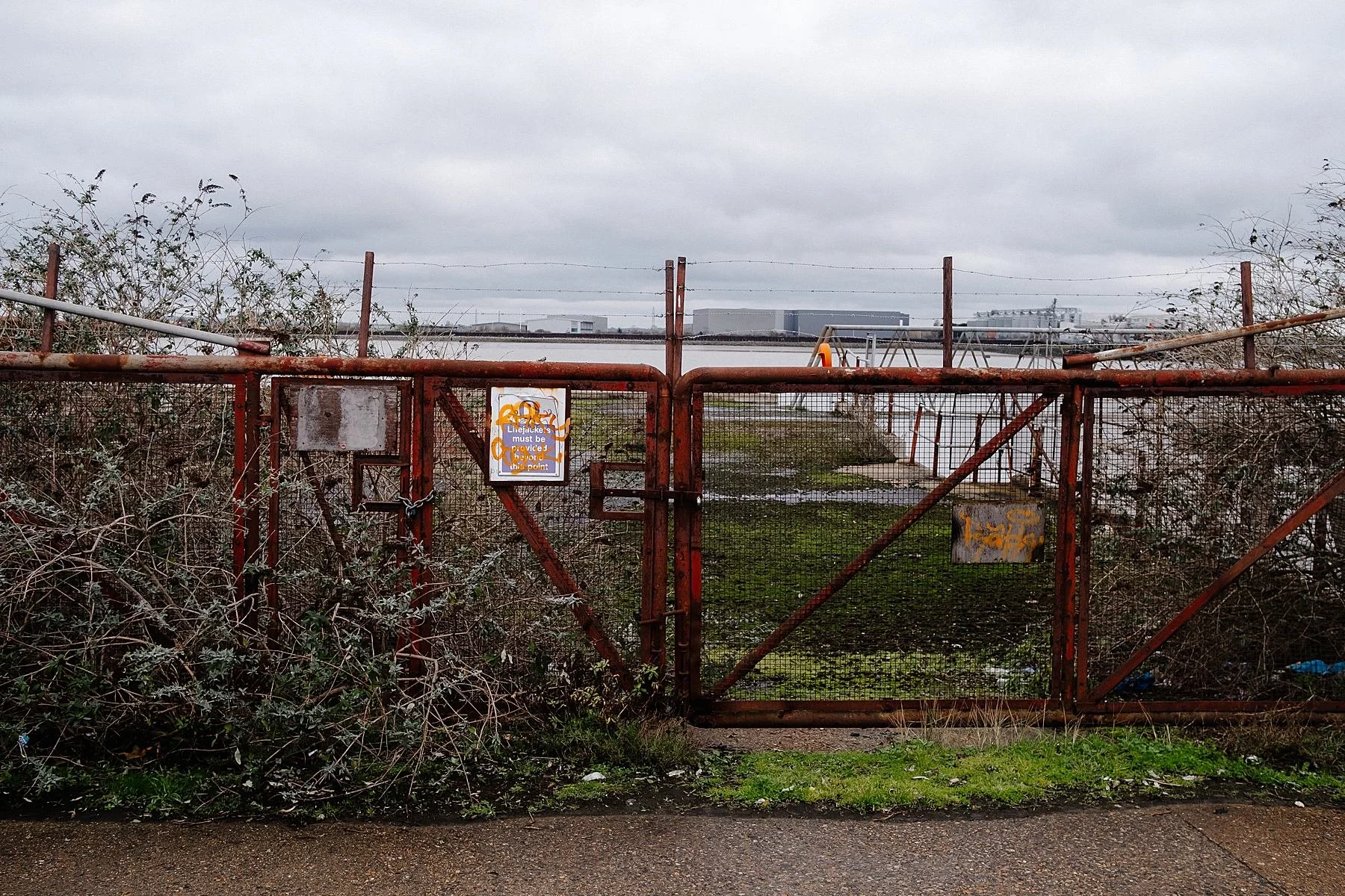 England Coast Path, Woolwich to Dartford.