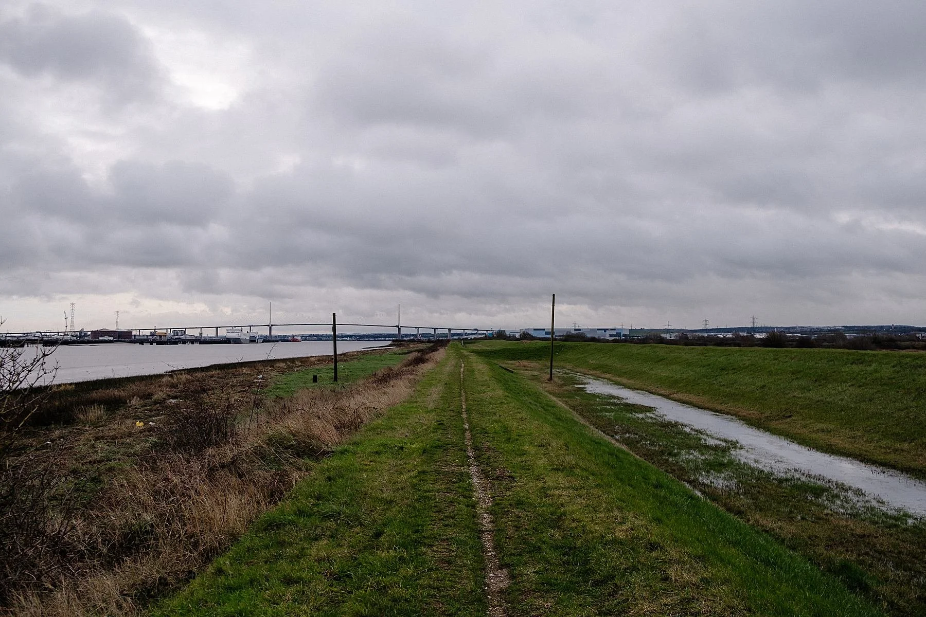 Dartford to Gravesend, England Coast Path Walk