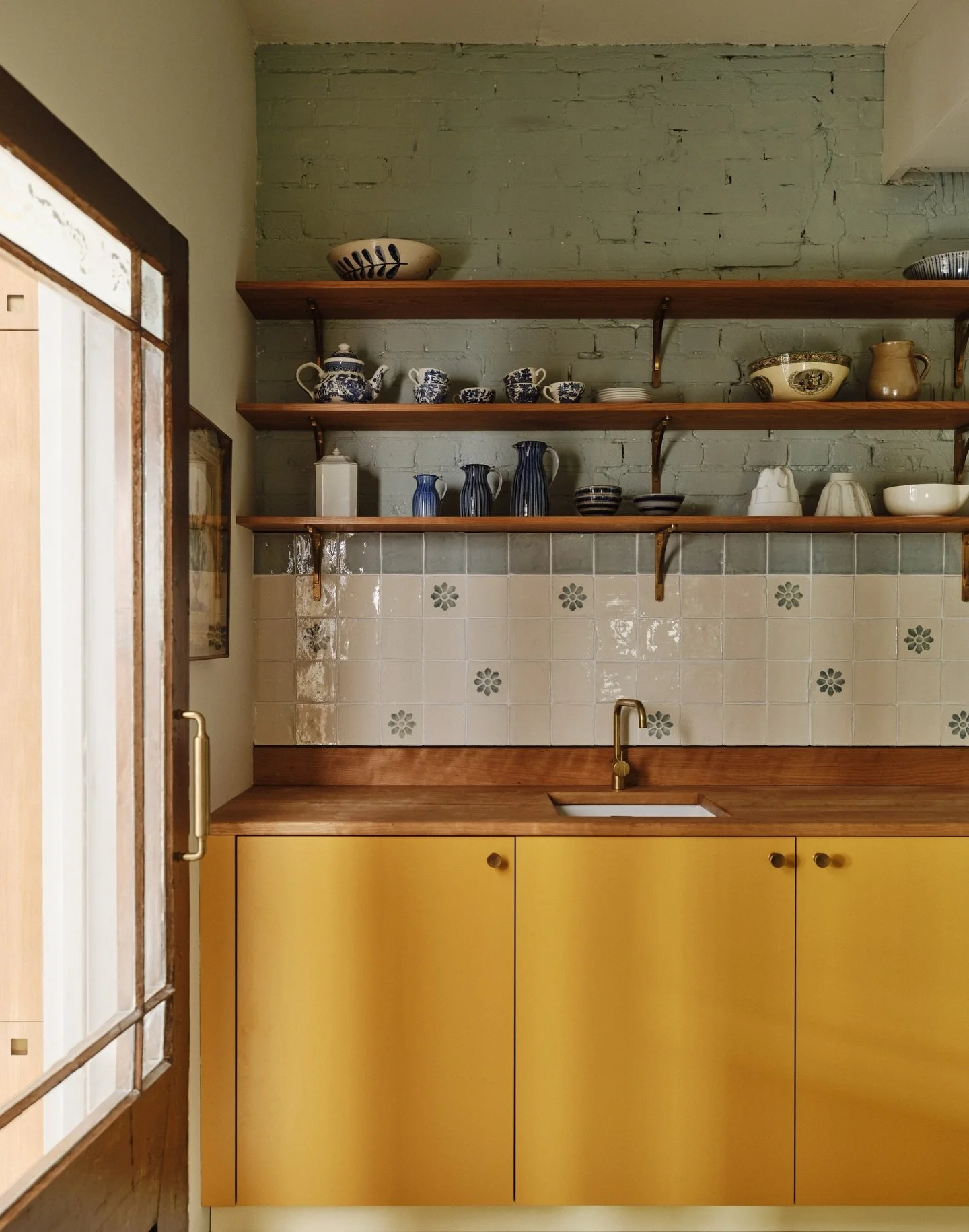 Rather than replicating the past, @bertandmay and print designer Chrisanna McArthur of @chrisanna_london give it a fresh perspective with Rediscovered.

Inspired by the character of reclaimed glazed tiles, often too fragile to reuse, the collection