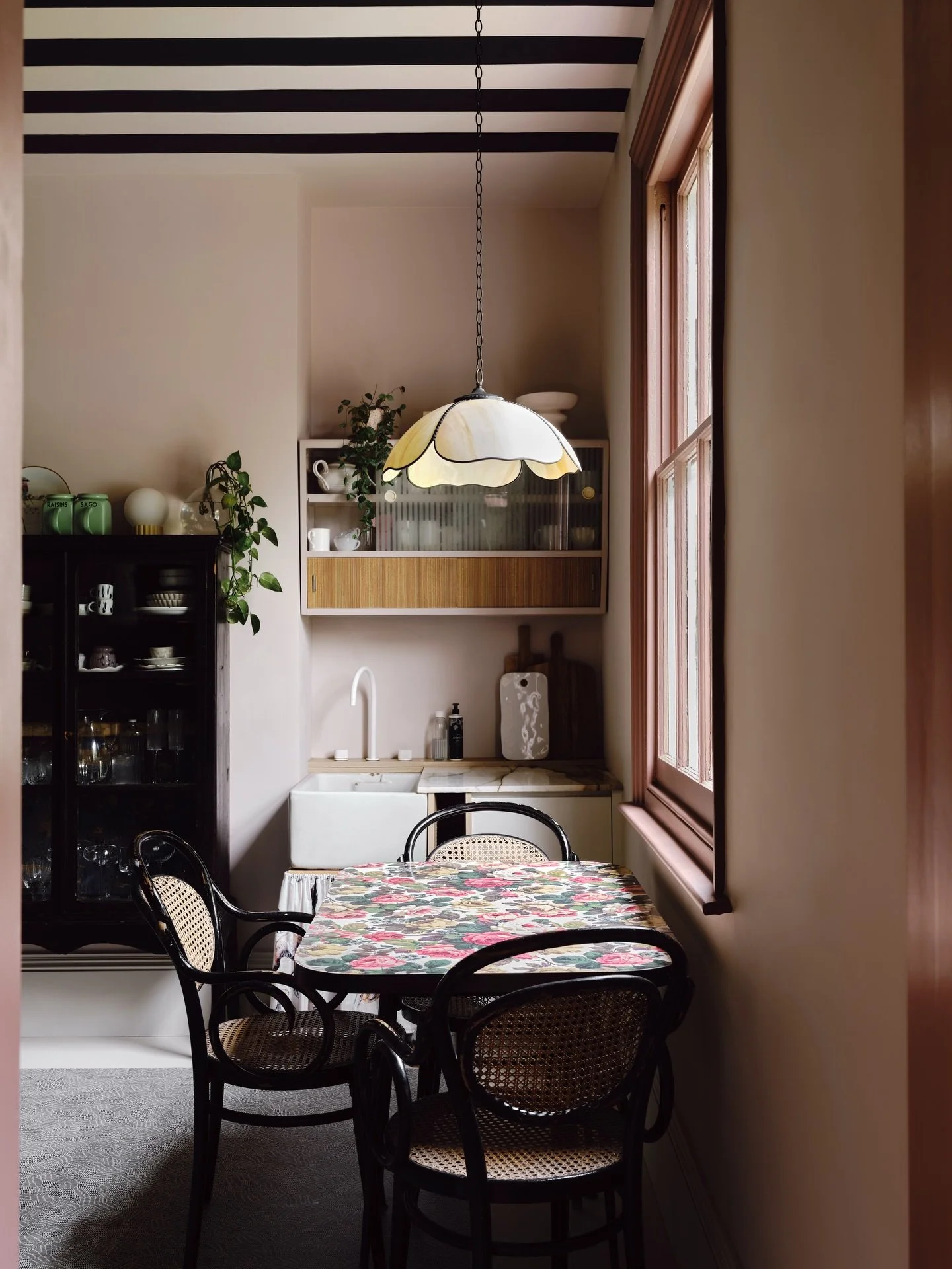 The South London home of creative consultant, stylist and event designer Laura Sawyer (@laurasawyer.journal), @the.south.wing, is a study in how thoughtful colour and atmosphere can shape an experience. For this project, Laura turned to Mylands, whos