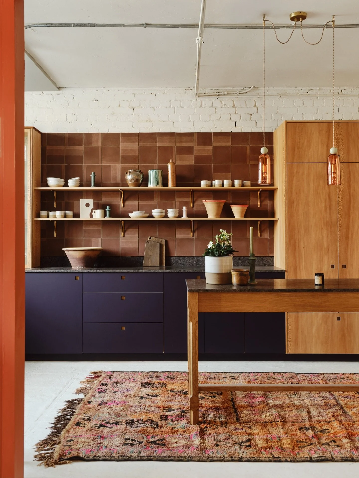@bertandmay launches Brushstrokes, a new tile collection that focuses on depth, colour and emotion. Created by Bert &amp; May&rsquo;s Creative Director @ruth.webber, Brushstrokes deliberately moves away from rigid grids and perfect lines. Instead, th