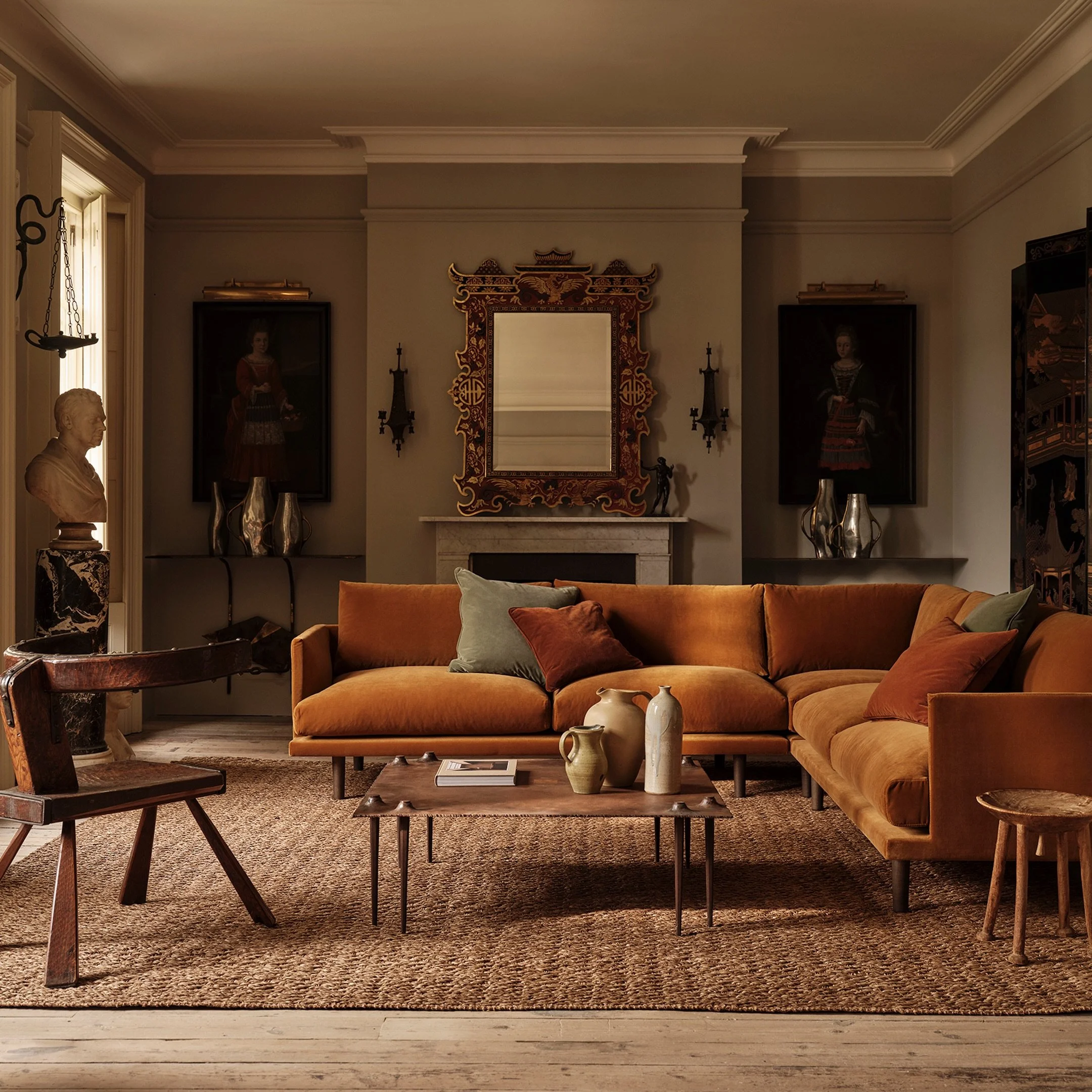 The Design Collective&nbsp;are excited to announce that we are working with @loveyourhomeuk!
&nbsp;
Love Your Home specialises in handcrafted, made-to-order sofas, chairs&nbsp;and beds. Designed in-house by founder Leigh Harmer and handmade in Pola