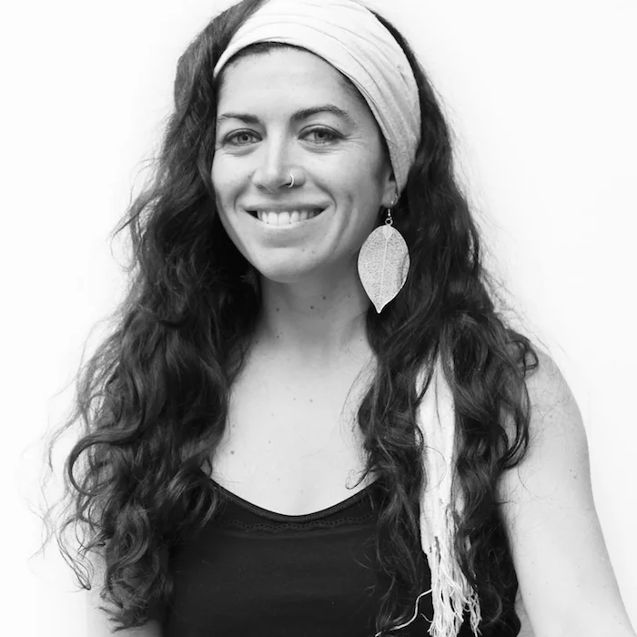 SAMEENA SAFIRUDDIN Amsterdam Team Children, Tours & Outings Sameena is a nature lover with a green beating heart. She grew up in Pakistan and Kenya, and she now lives during the growing season in her mother’s birth city of Amsterdam. She studied fine arts and social/cultural anthropology, and has traveled around South America and Europe gardening and doing natural building in eco-communities. She has worked and volunteered on different aspects of the food chain, from source to plate, on organic farms, in restaurants, and in shops. She got her Permaculture Design Certificate in Bulgaria, has knowledge about wild herbs, and is a natural beekeeper. She is also involved in many different community garden projects, and give workshops on nature and gardening to adults and children. Her goal is to promote healthy and sustainable living, and to help the regrowth of nature in the city. Contact Sameena: sameena@cityplot.org