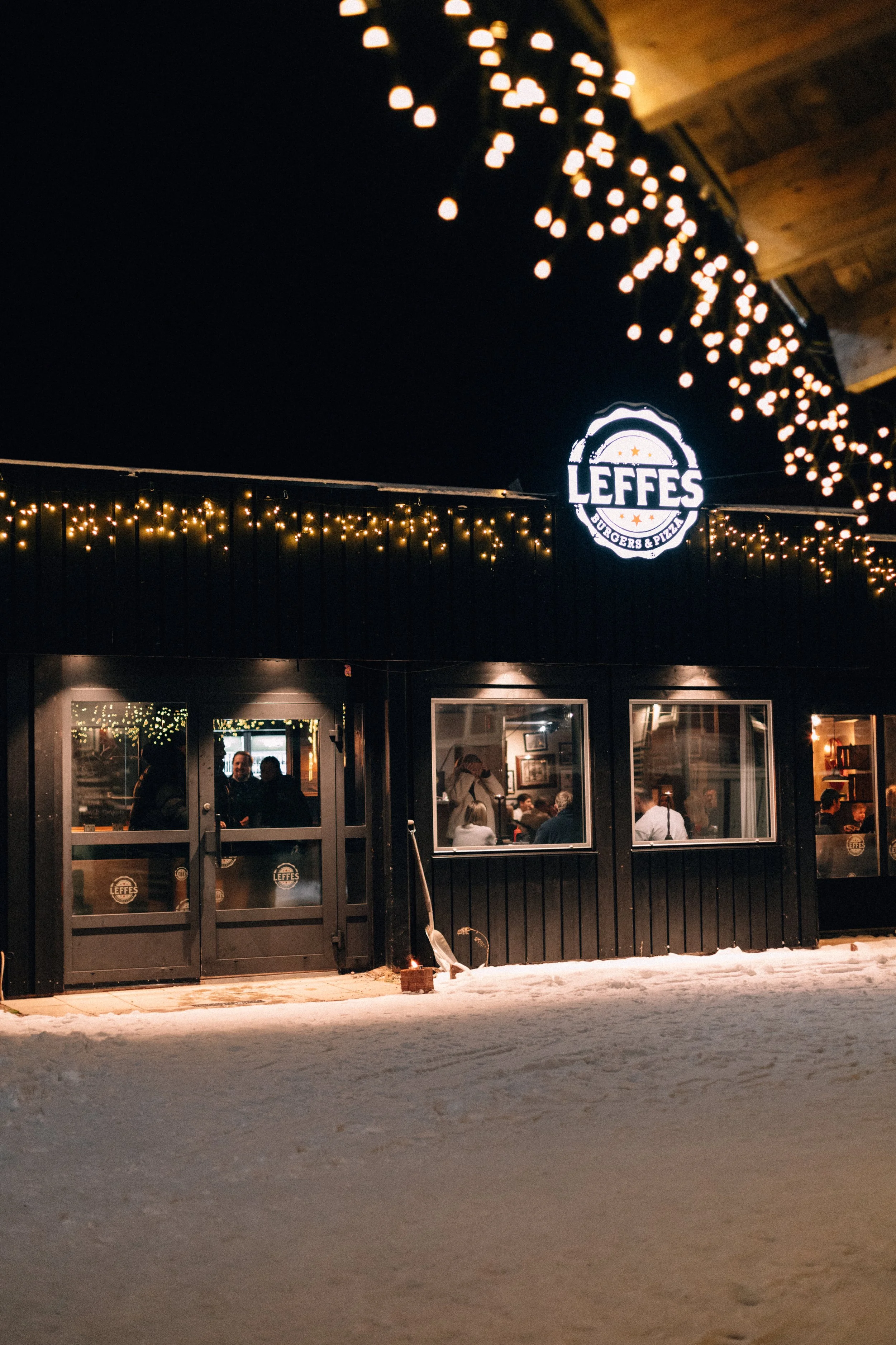 LEFFES BURGERS & PIZZA The best burgers & pizzas in Sälen!