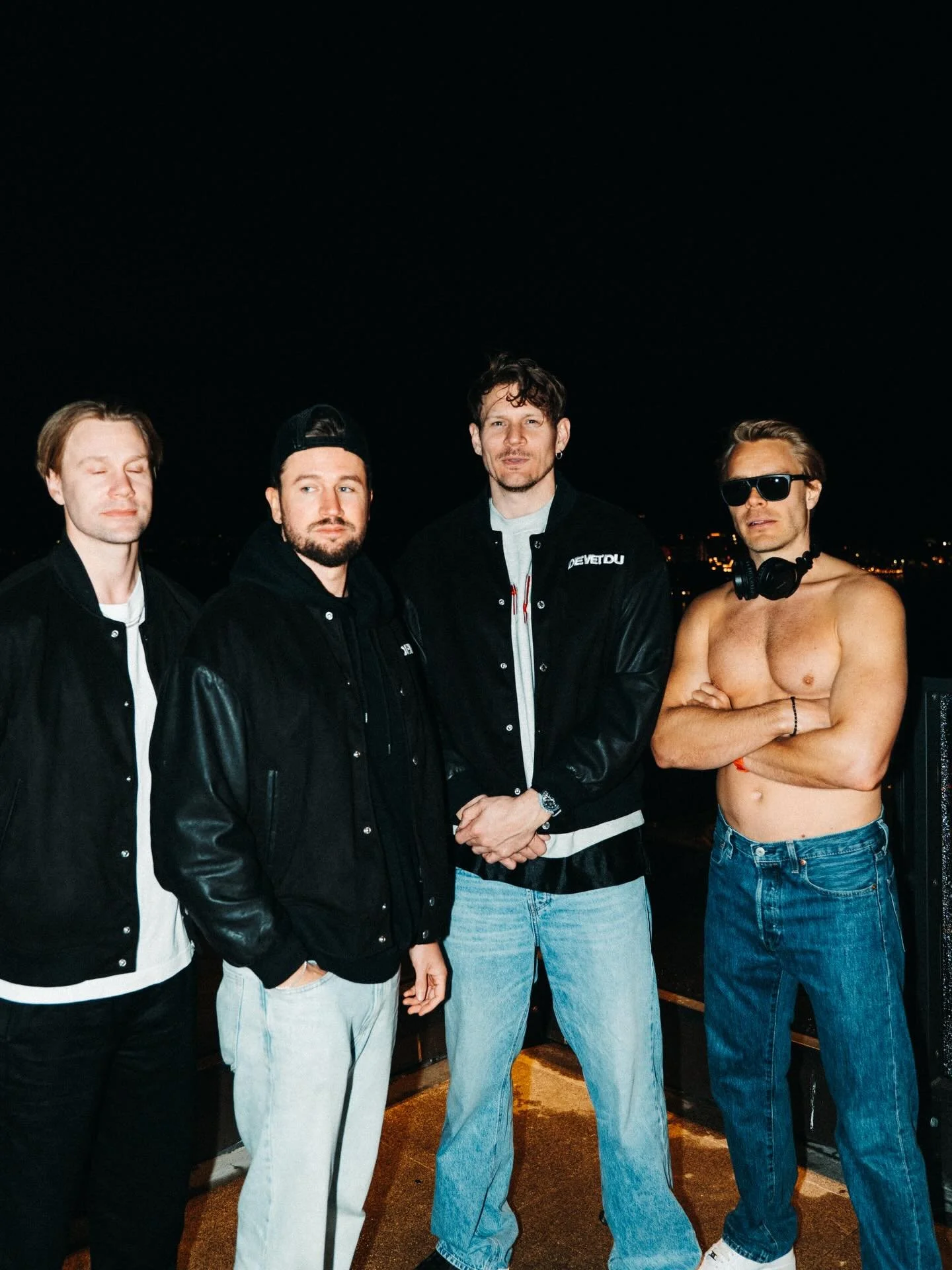 DE VET DU p&aring; h&ouml;gis 7/2!🤪 SES P&Aring; H&Ouml;GIS!🫵🏼 Ps, biljetter finns ute p&aring; tickster nu! Kommer &auml;ven finnas masssooorrr i entr&eacute;n🥳