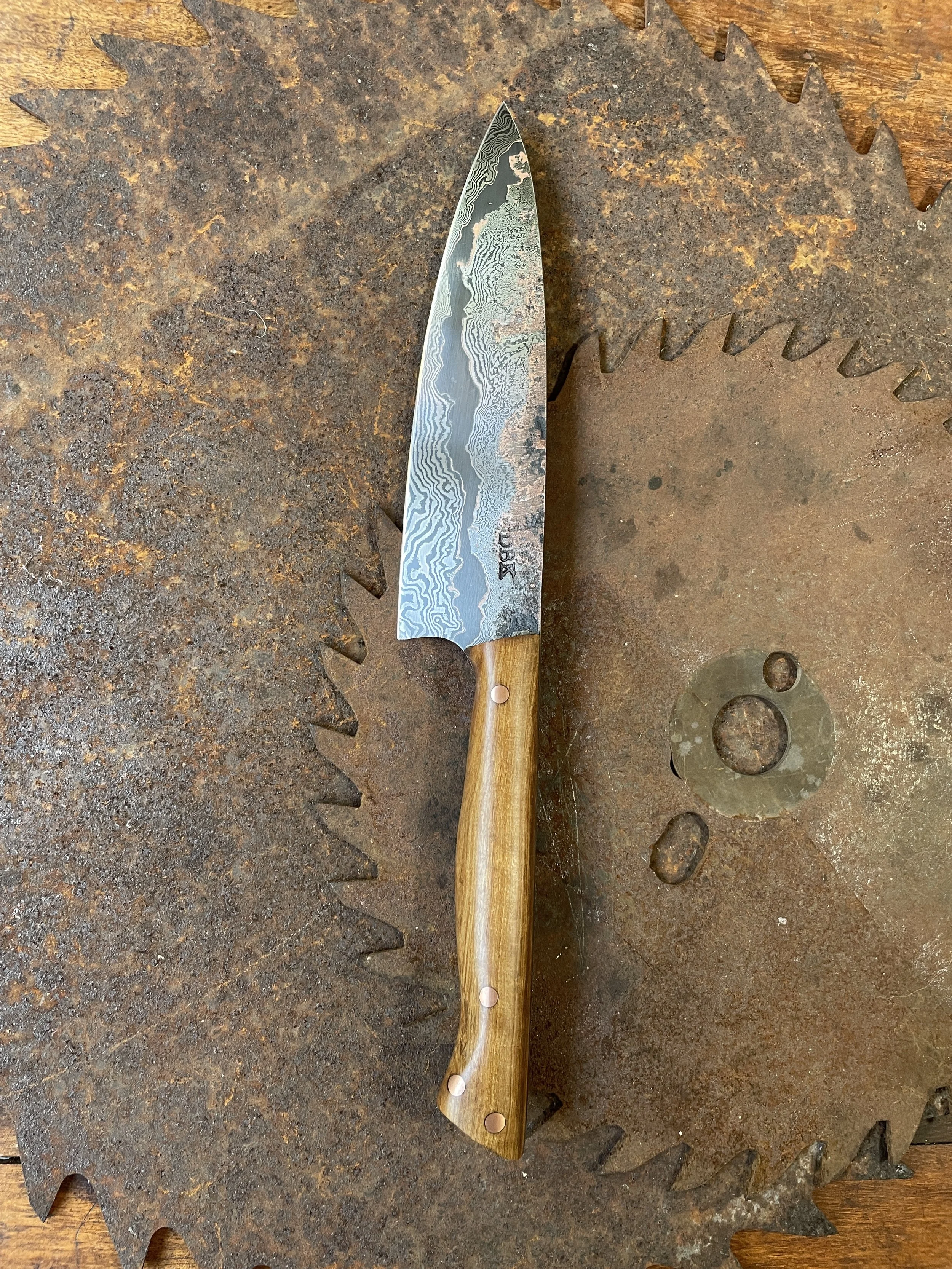 False Sandalwood Cumai Damascus 16cm Chef Knife