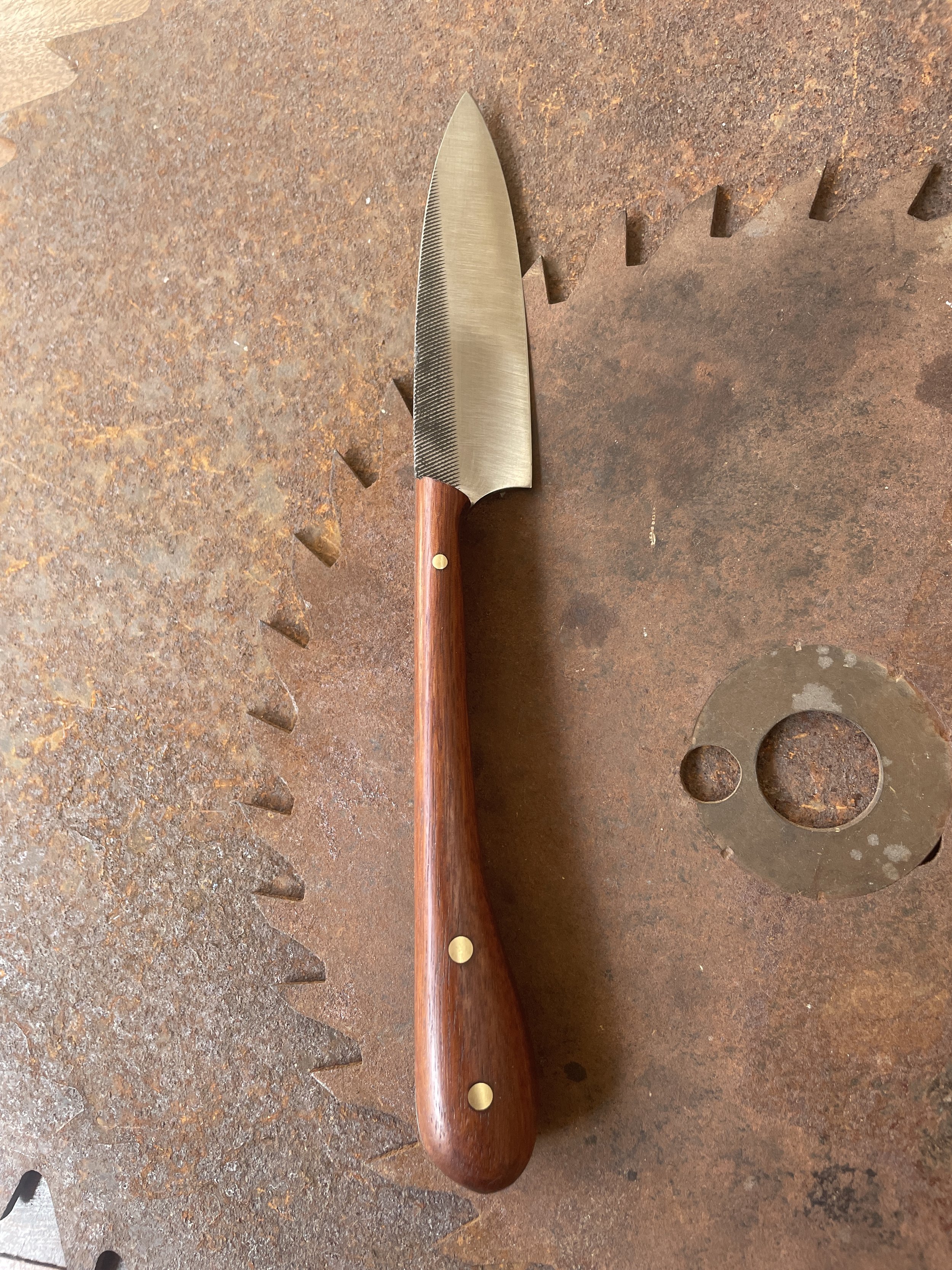 cheese knife