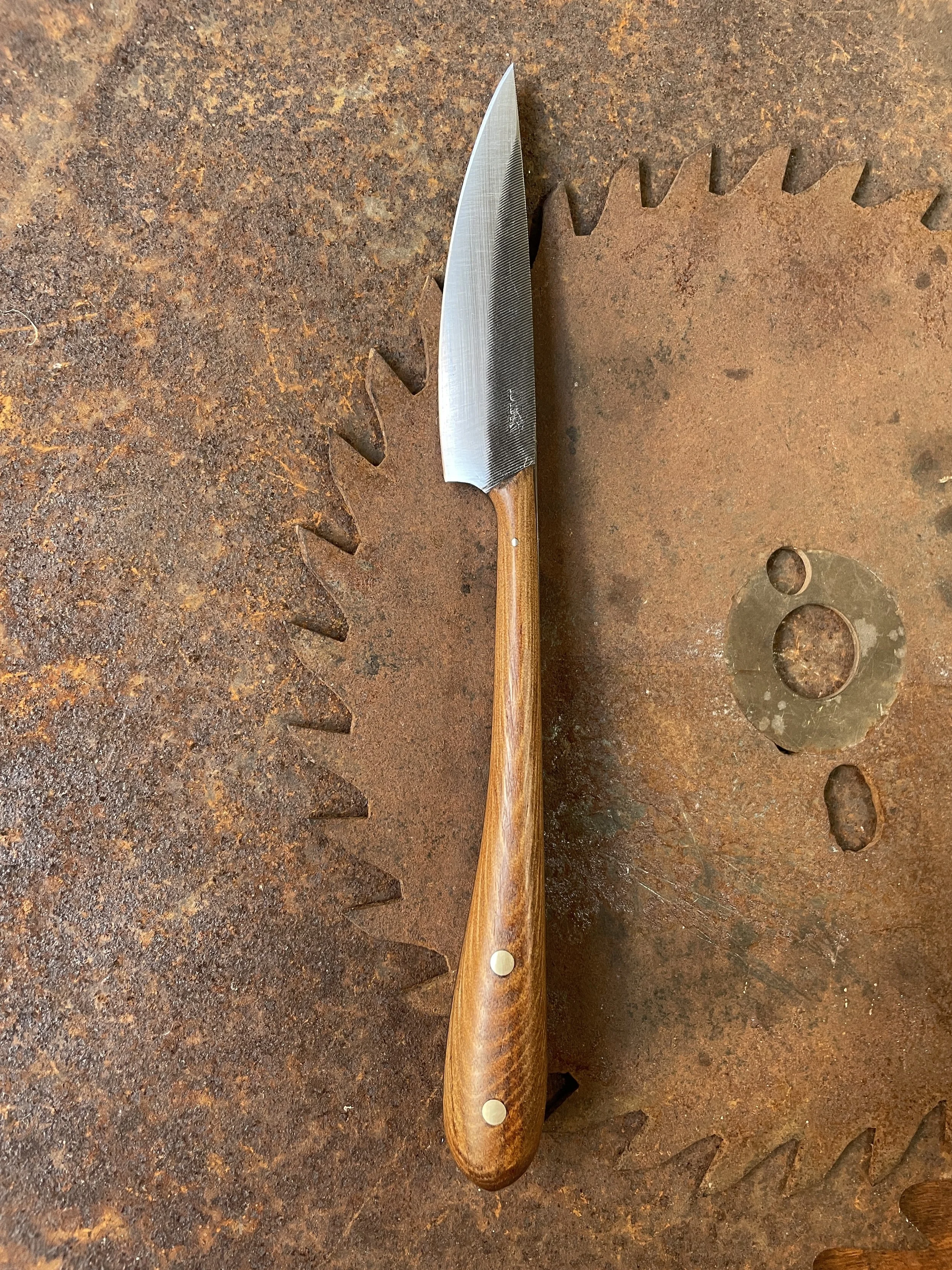 Tea Tree Cheese Knife