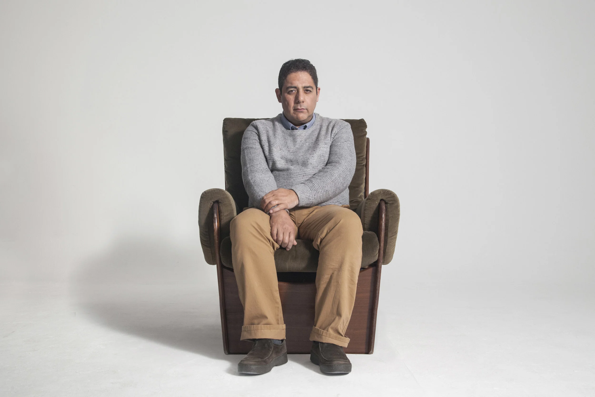 George Sitting 44.jpg