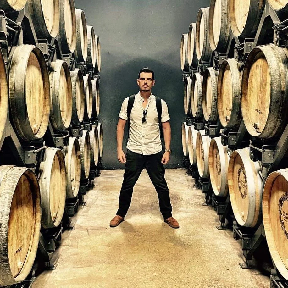 Barrel boy 🍾 

#epernay #champagne #alfredgratien #wellied