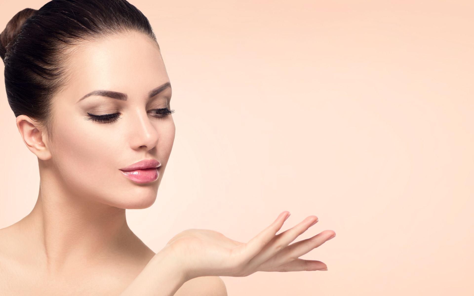 Ultra Beauty Salon in Whyteleafe - Facials & Anti-Aging Treatments