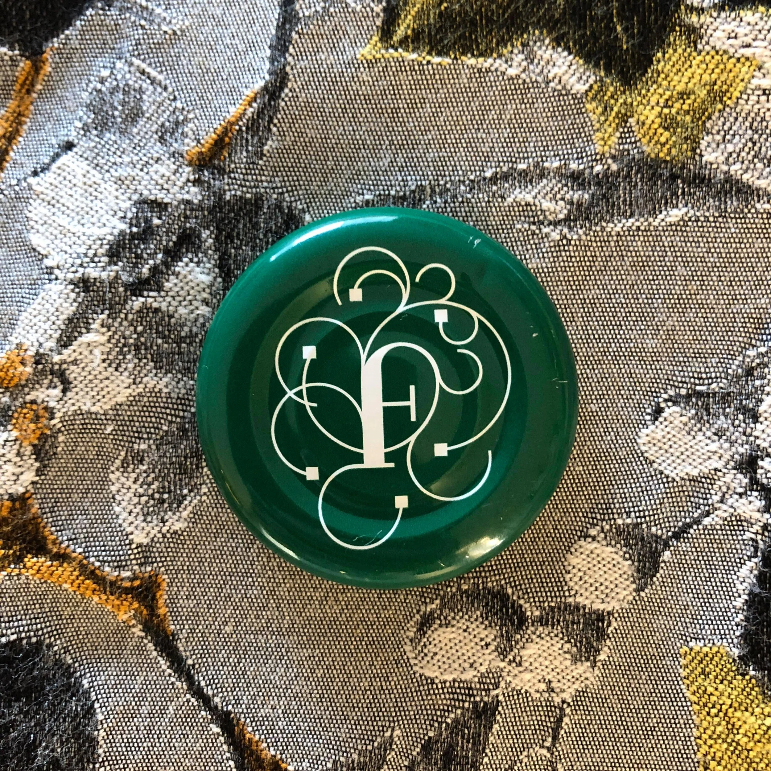  This personal factor can be seen notably with tops I've collected, from regional areas, to national brands and the rarer and quirky international collection of bottle tops I am trying to build. 