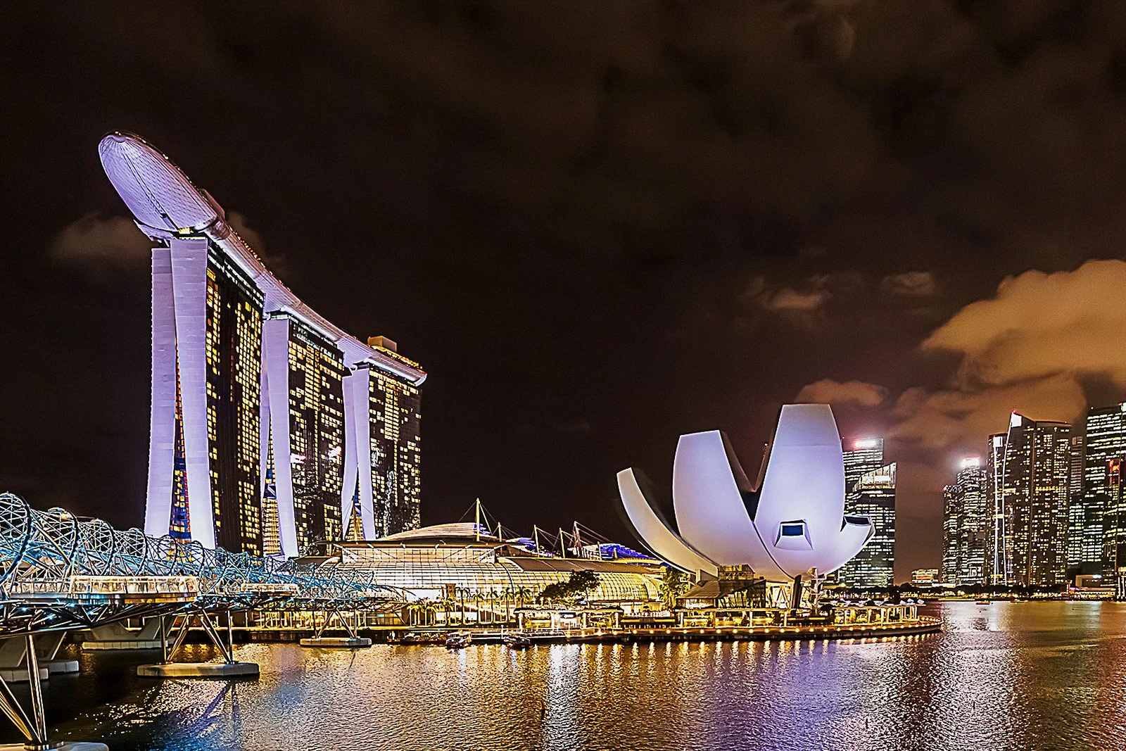 Elisabeth Fenwick - City at night - Singapore.jpg