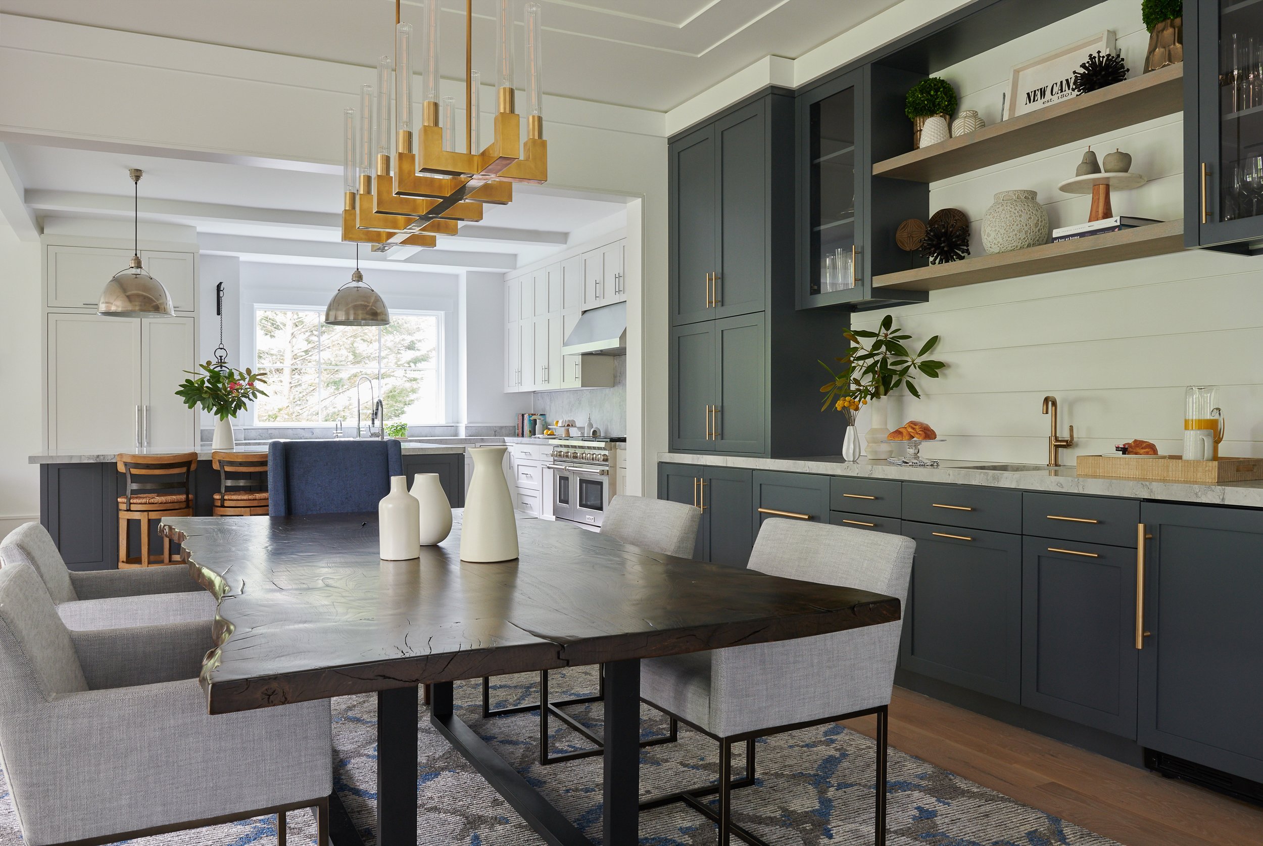 Custom-built-ins-dining-room_16 Orchard-New Canaan-C.jpg