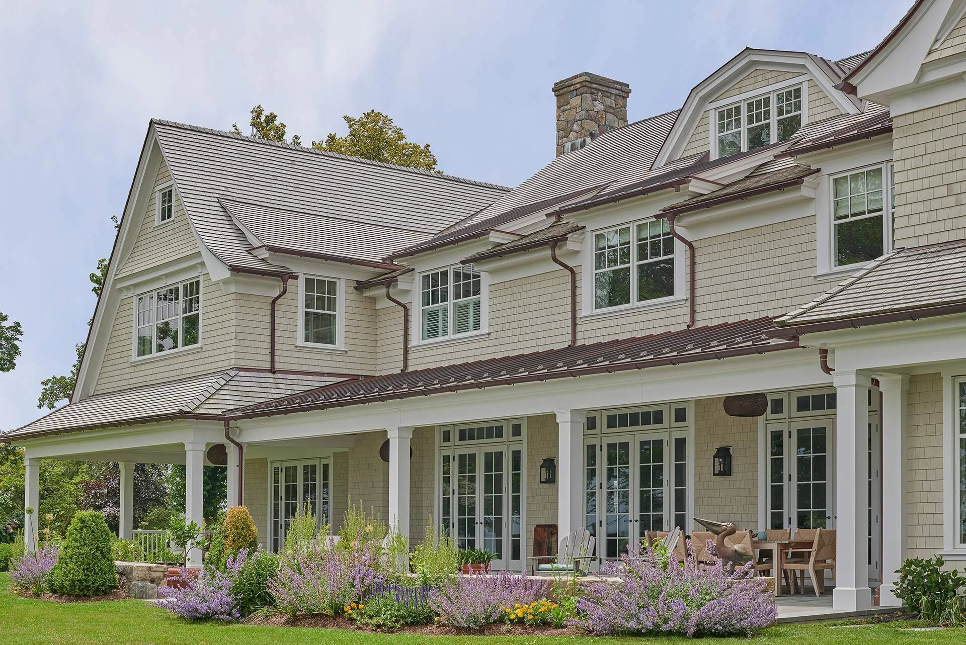Stately Waterfront Home with Sweeping Curves and a Classic Design ...