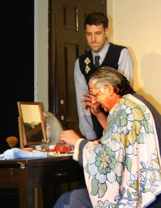 2006TheDresser27.jpg